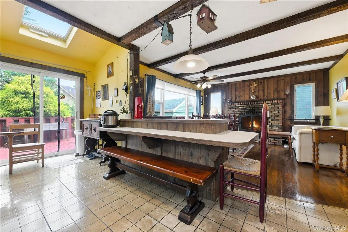 37 Cherry Street, Oyster Bay, NY, 3 Bedrooms Bedrooms, 6 Rooms Rooms,2 BathroomsBathrooms,Residential,For Rent,Cherry,0,1048557 37 Cherry Street, Oyster Bay, NY, 3 Bedrooms Bedrooms, 6 Rooms Rooms,2 BathroomsBathrooms,Residential,For Rent,Cherry,0,1048557