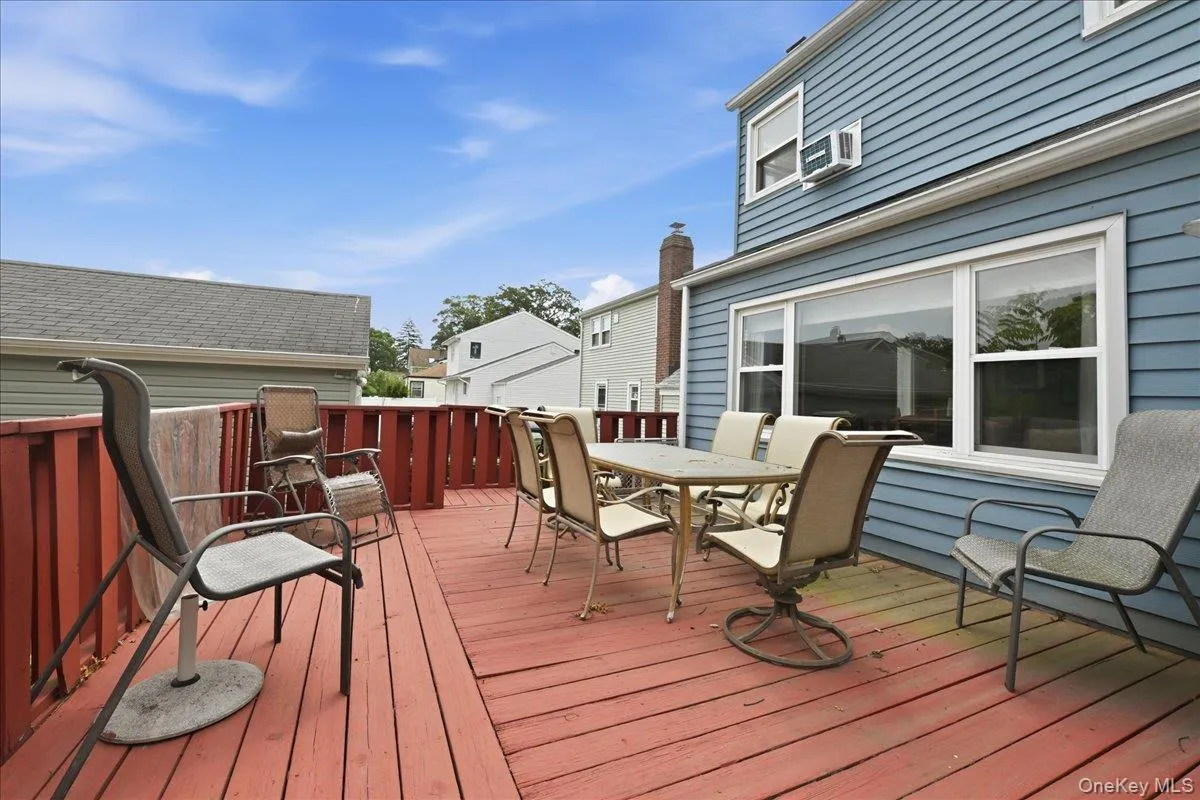 37 Cherry Street, Oyster Bay, NY, 3 Bedrooms Bedrooms, 6 Rooms Rooms,2 BathroomsBathrooms,Residential,For Rent,Cherry,0,1048557 37 Cherry Street, Oyster Bay, NY, 3 Bedrooms Bedrooms, 6 Rooms Rooms,2 BathroomsBathrooms,Residential,For Rent,Cherry,0,1048557