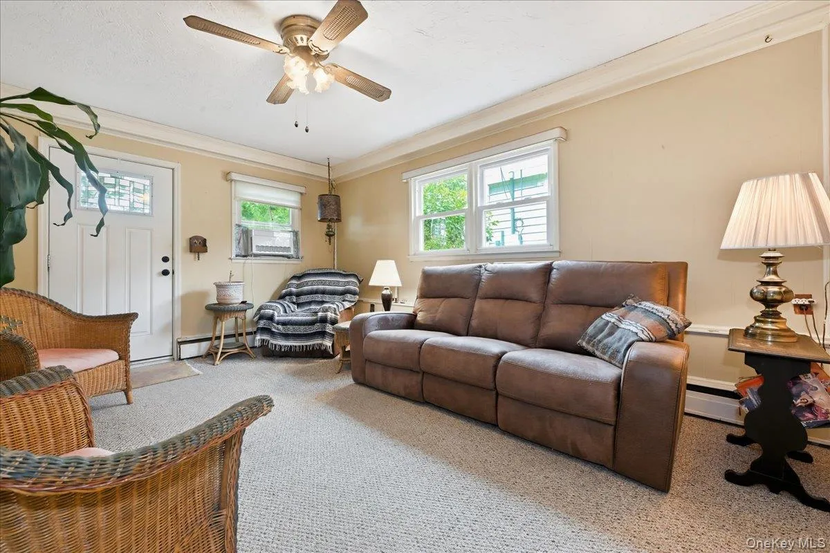37 Cherry Street, Oyster Bay, NY, 3 Bedrooms Bedrooms, 6 Rooms Rooms,2 BathroomsBathrooms,Residential,For Rent,Cherry,0,1048557 37 Cherry Street, Oyster Bay, NY, 3 Bedrooms Bedrooms, 6 Rooms Rooms,2 BathroomsBathrooms,Residential,For Rent,Cherry,0,1048557