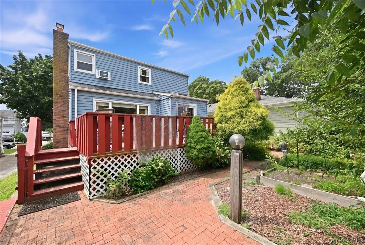 37 Cherry Street, Oyster Bay, NY, 3 Bedrooms Bedrooms, 6 Rooms Rooms,2 BathroomsBathrooms,Residential,For Rent,Cherry,0,1048557 37 Cherry Street, Oyster Bay, NY, 3 Bedrooms Bedrooms, 6 Rooms Rooms,2 BathroomsBathrooms,Residential,For Rent,Cherry,0,1048557