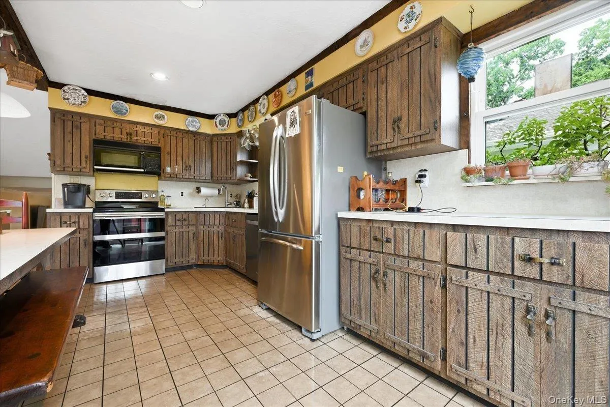 37 Cherry Street, Oyster Bay, NY, 3 Bedrooms Bedrooms, 6 Rooms Rooms,2 BathroomsBathrooms,Residential,For Rent,Cherry,0,1048557 37 Cherry Street, Oyster Bay, NY, 3 Bedrooms Bedrooms, 6 Rooms Rooms,2 BathroomsBathrooms,Residential,For Rent,Cherry,0,1048557