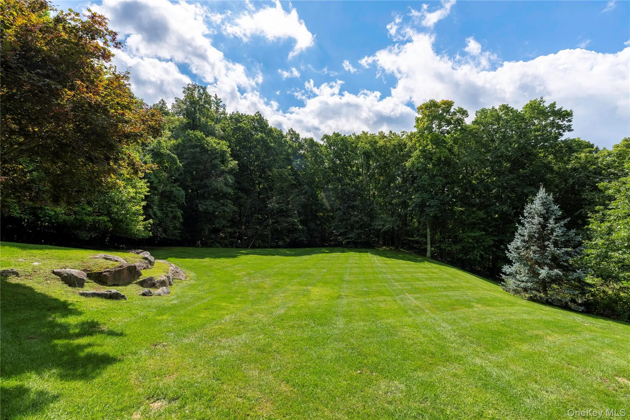 40 Sprucetop Drive, Carmel, NY, 4 Bedrooms Bedrooms, 17 Rooms Rooms,4 BathroomsBathrooms,Residential,For Rent,Sprucetop,0,1048560 40 Sprucetop Drive, Carmel, NY, 4 Bedrooms Bedrooms, 17 Rooms Rooms,4 BathroomsBathrooms,Residential,For Rent,Sprucetop,0,1048560