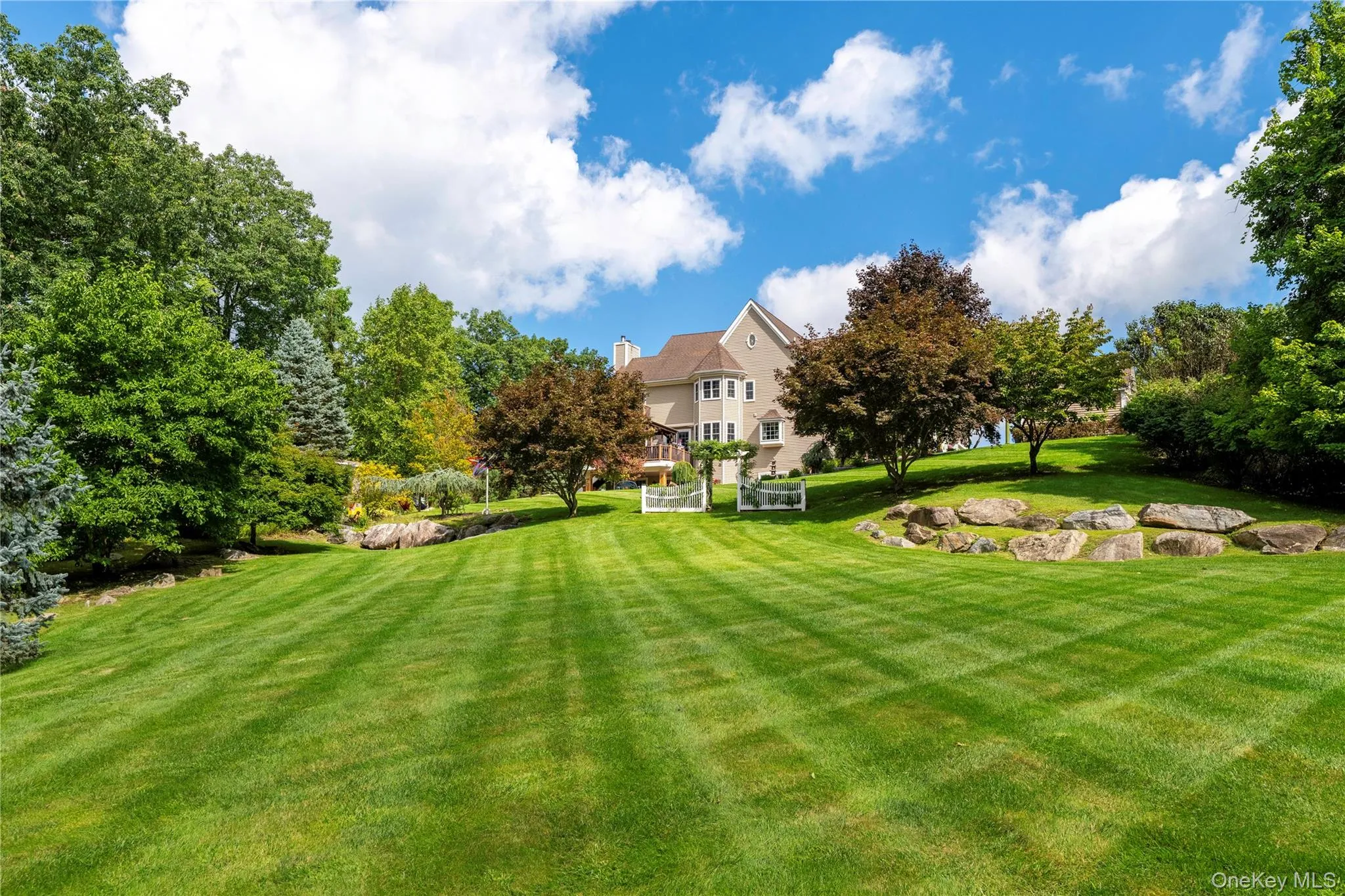 40 Sprucetop Drive, Carmel, NY, 4 Bedrooms Bedrooms, 17 Rooms Rooms,4 BathroomsBathrooms,Residential,For Rent,Sprucetop,0,1048560 40 Sprucetop Drive, Carmel, NY, 4 Bedrooms Bedrooms, 17 Rooms Rooms,4 BathroomsBathrooms,Residential,For Rent,Sprucetop,0,1048560