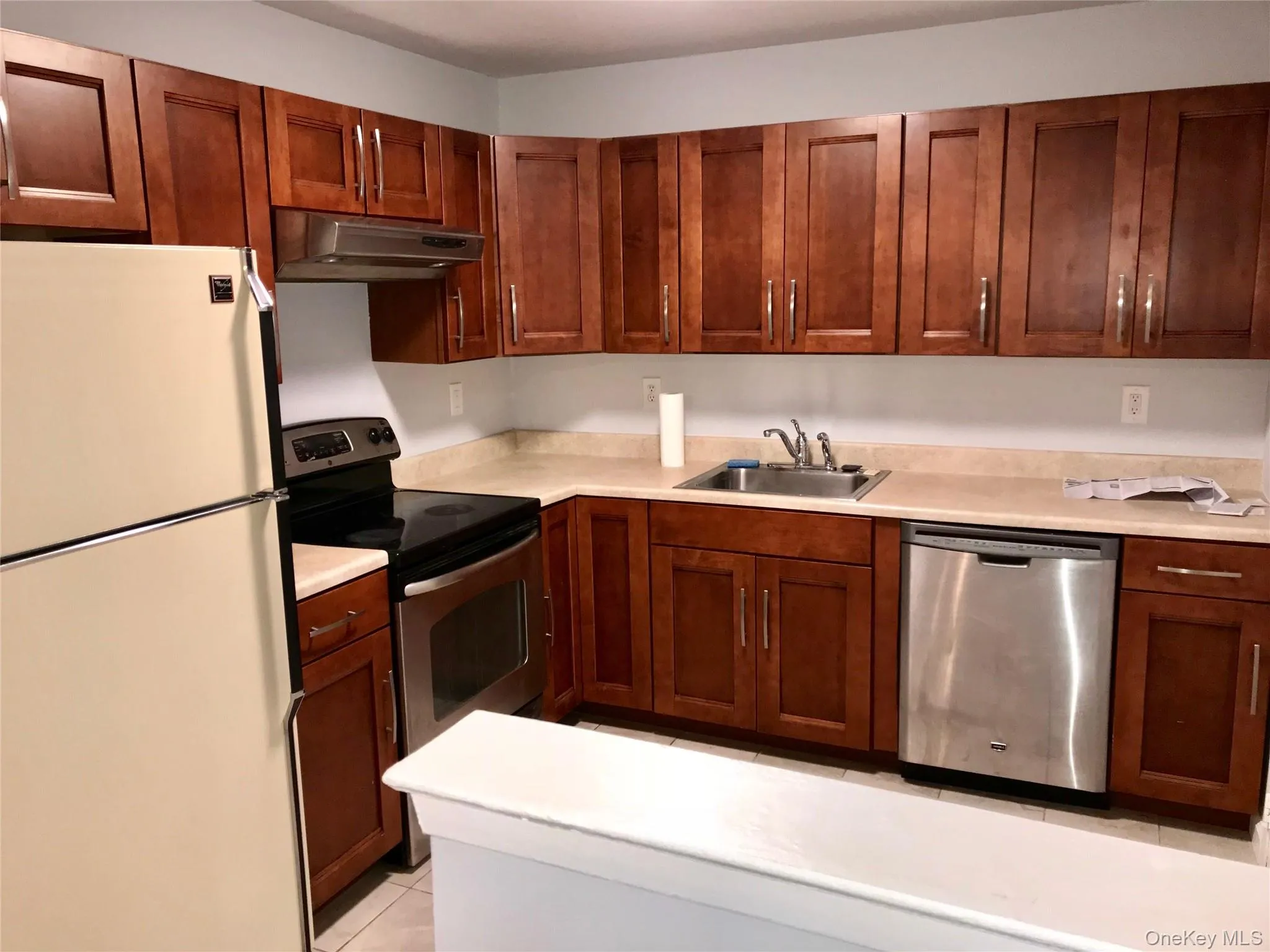 974 Skyline Drive, Brookhaven, NY, 2 Bedrooms Bedrooms, 5 Rooms Rooms,1 BathroomBathrooms,Residential Lease,For Rent,Skyline,0,1048561 974 Skyline Drive, Brookhaven, NY, 2 Bedrooms Bedrooms, 5 Rooms Rooms,1 BathroomBathrooms,Residential Lease,For Rent,Skyline,0,1048561