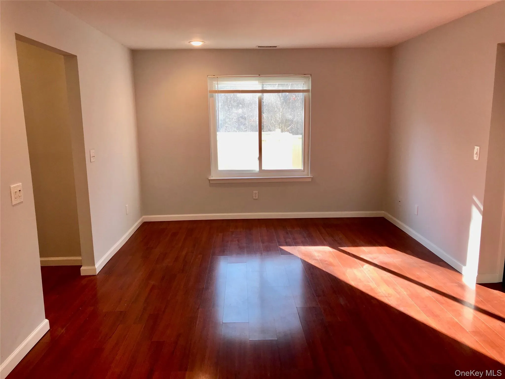 974 Skyline Drive, Brookhaven, NY, 2 Bedrooms Bedrooms, 5 Rooms Rooms,1 BathroomBathrooms,Residential Lease,For Rent,Skyline,0,1048561 974 Skyline Drive, Brookhaven, NY, 2 Bedrooms Bedrooms, 5 Rooms Rooms,1 BathroomBathrooms,Residential Lease,For Rent,Skyline,0,1048561