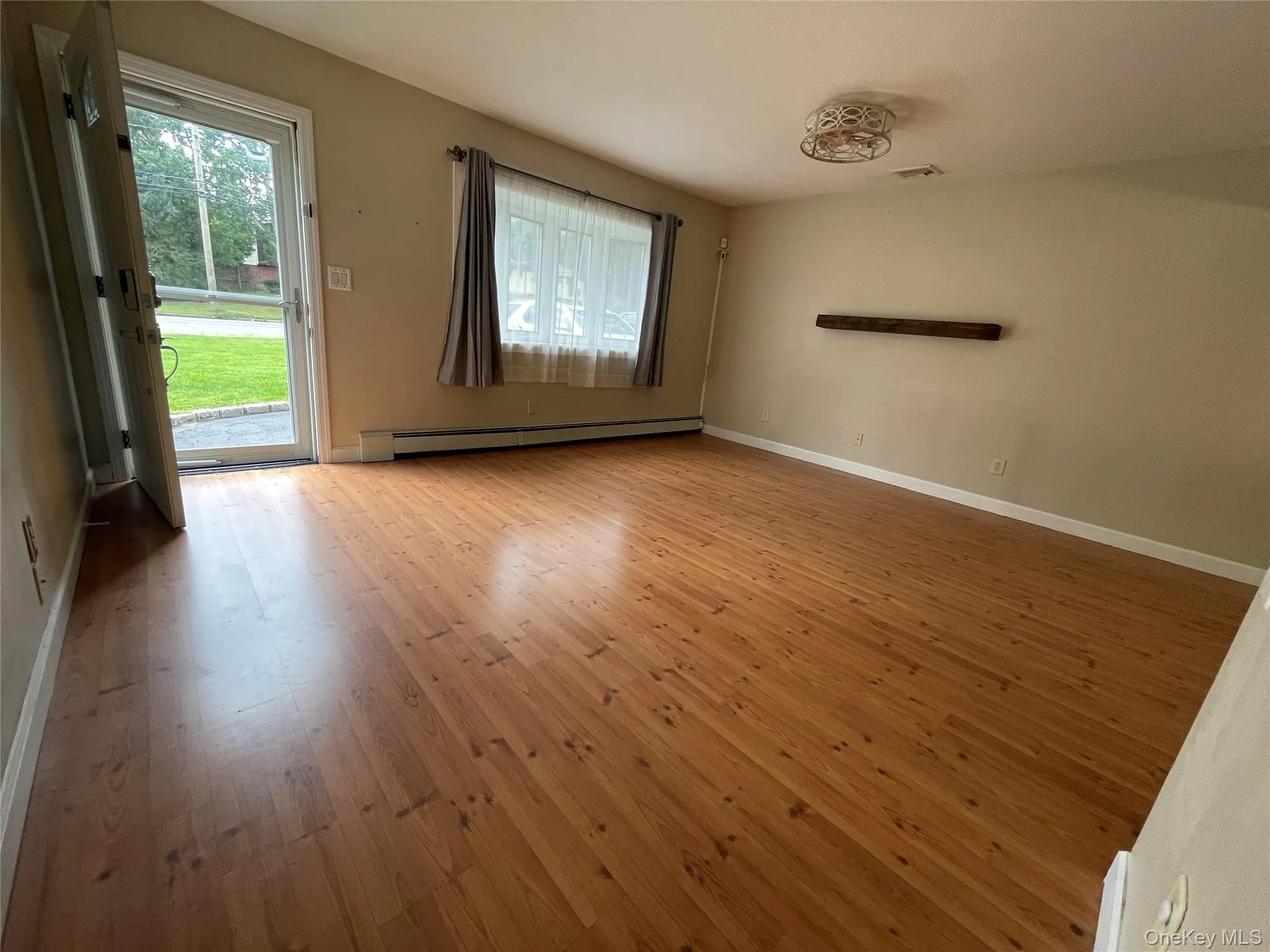 161 Hawkins Road, Brookhaven, NY, 4 Bedrooms Bedrooms, 7 Rooms Rooms,2 BathroomsBathrooms,Residential,For Rent,Hawkins,0,1048564 161 Hawkins Road, Brookhaven, NY, 4 Bedrooms Bedrooms, 7 Rooms Rooms,2 BathroomsBathrooms,Residential,For Rent,Hawkins,0,1048564