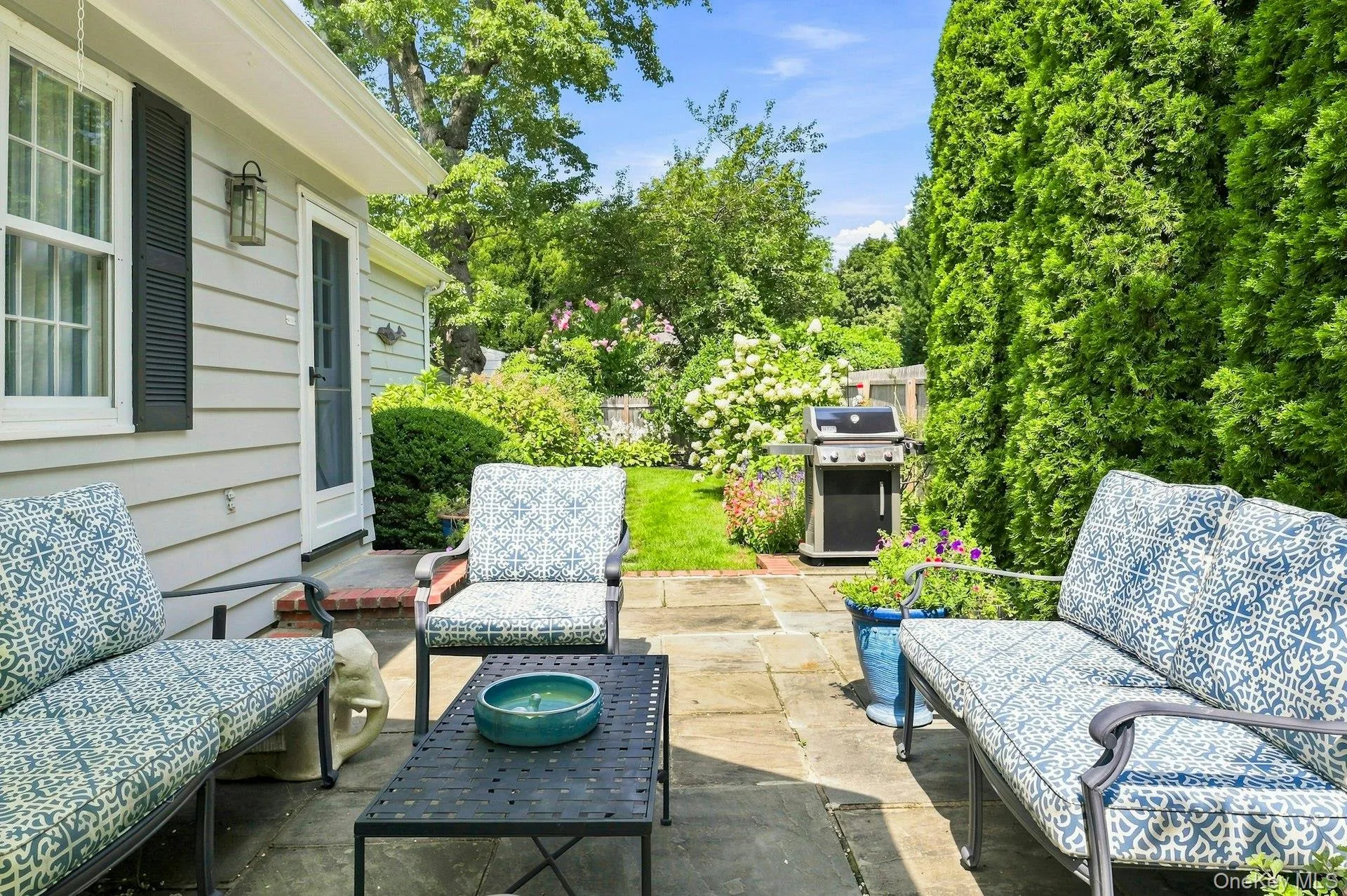 18 Matinecock Lane, Oyster Bay, NY, 3 Bedrooms Bedrooms, 7 Rooms Rooms,3 BathroomsBathrooms,Residential,For Rent,Matinecock,0,1048567 18 Matinecock Lane, Oyster Bay, NY, 3 Bedrooms Bedrooms, 7 Rooms Rooms,3 BathroomsBathrooms,Residential,For Rent,Matinecock,0,1048567