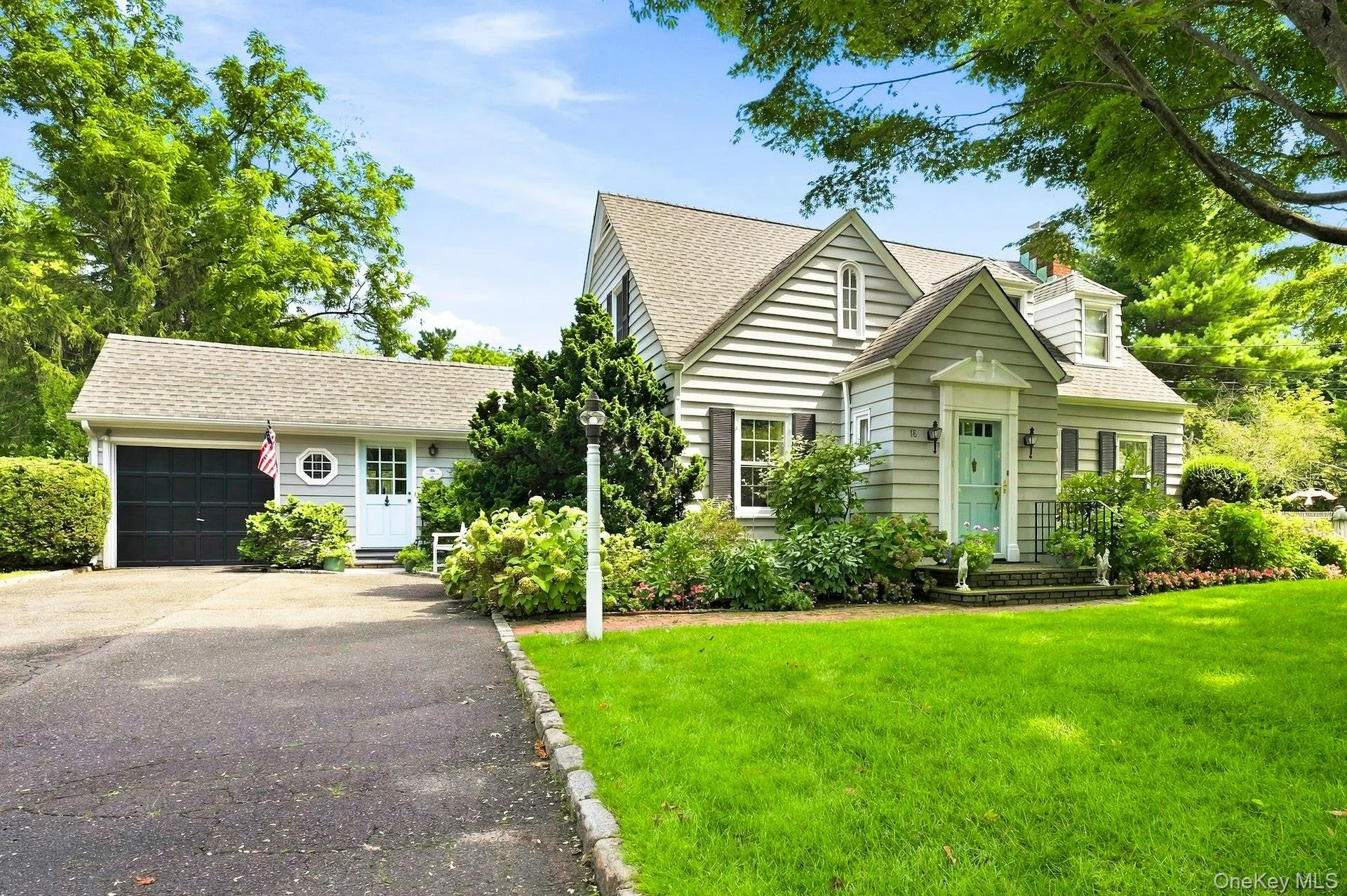 18 Matinecock Lane, Oyster Bay, NY, 3 Bedrooms Bedrooms, 7 Rooms Rooms,3 BathroomsBathrooms,Residential,For Rent,Matinecock,0,1048567 18 Matinecock Lane, Oyster Bay, NY, 3 Bedrooms Bedrooms, 7 Rooms Rooms,3 BathroomsBathrooms,Residential,For Rent,Matinecock,0,1048567