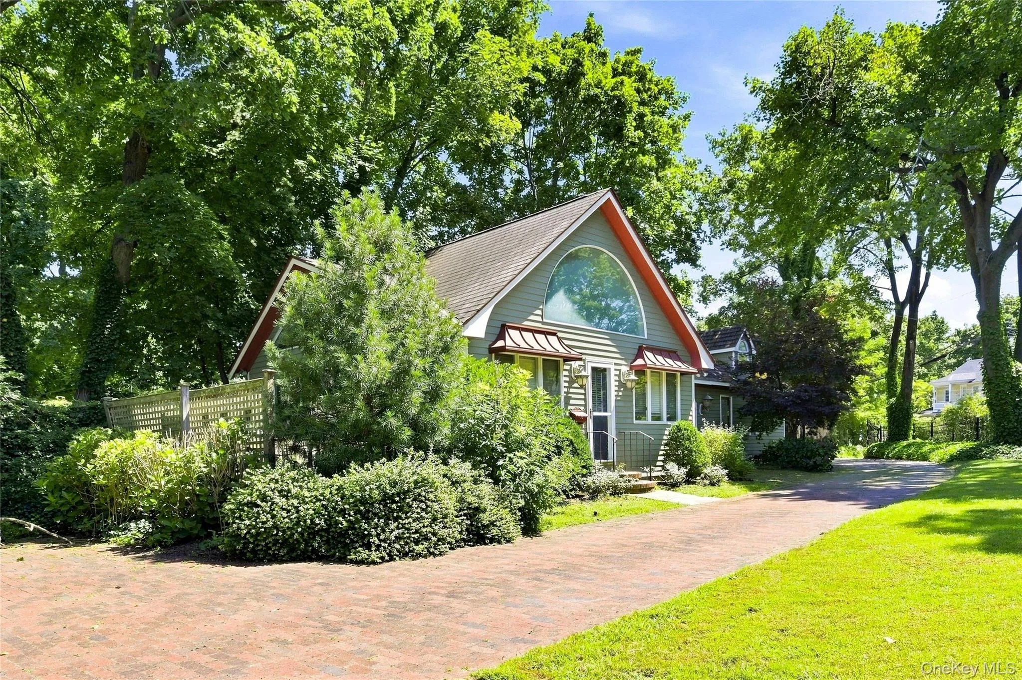 534 Main Street, Huntington, NY, 4 Bedrooms Bedrooms, 9 Rooms Rooms,2 BathroomsBathrooms,Residential,For Rent,Main,0,1048573 534 Main Street, Huntington, NY, 4 Bedrooms Bedrooms, 9 Rooms Rooms,2 BathroomsBathrooms,Residential,For Rent,Main,0,1048573