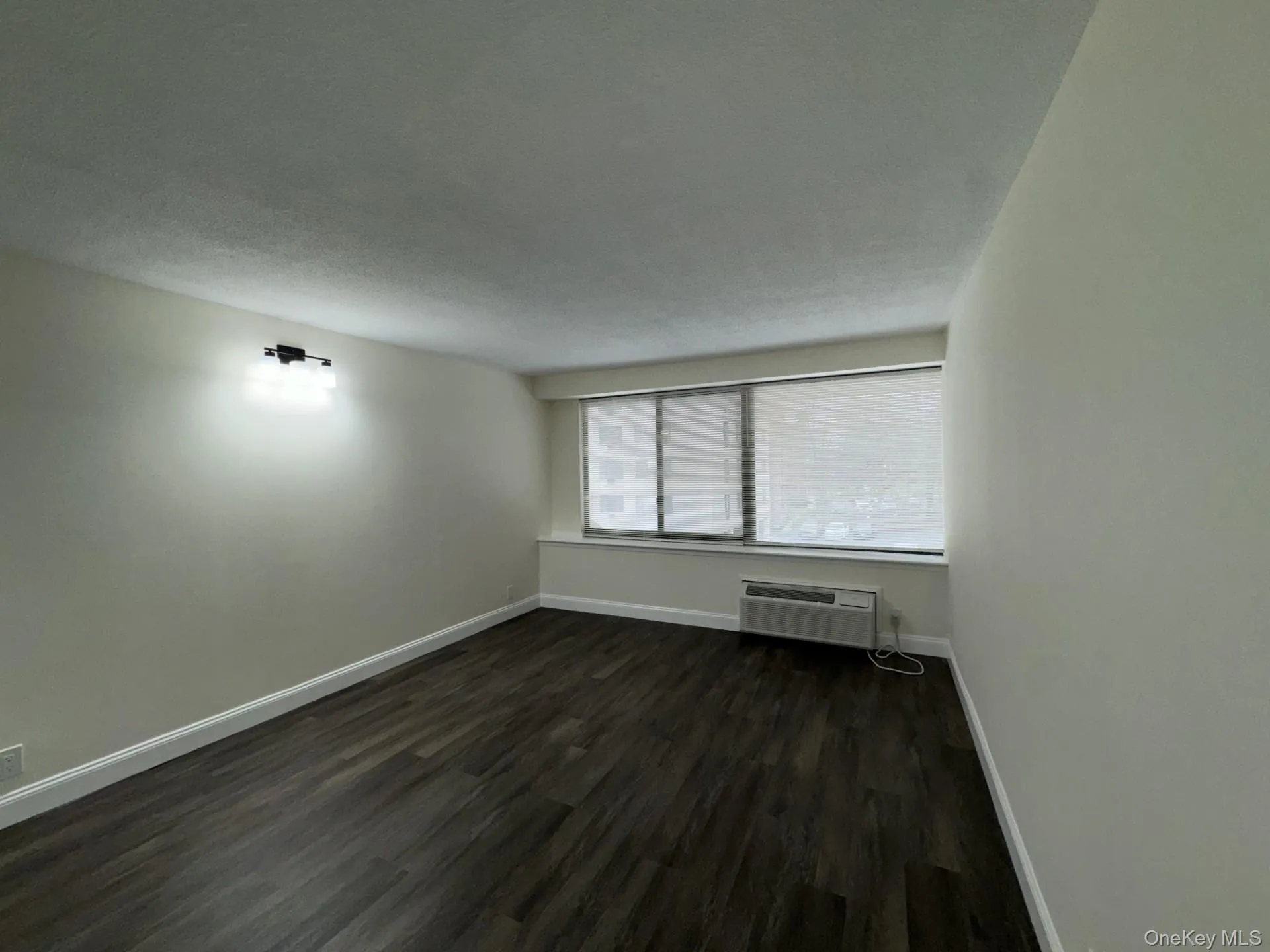 15 Stewart Place, White Plains, NY, 2 Bedrooms Bedrooms, 3 Rooms Rooms,2 BathroomsBathrooms,Residential Lease,For Rent,Stewart,0,1048575 15 Stewart Place, White Plains, NY, 2 Bedrooms Bedrooms, 3 Rooms Rooms,2 BathroomsBathrooms,Residential Lease,For Rent,Stewart,0,1048575