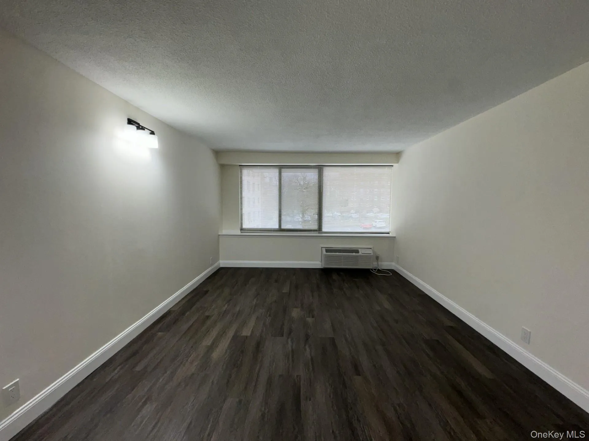 15 Stewart Place, White Plains, NY, 2 Bedrooms Bedrooms, 3 Rooms Rooms,2 BathroomsBathrooms,Residential Lease,For Rent,Stewart,0,1048575 15 Stewart Place, White Plains, NY, 2 Bedrooms Bedrooms, 3 Rooms Rooms,2 BathroomsBathrooms,Residential Lease,For Rent,Stewart,0,1048575