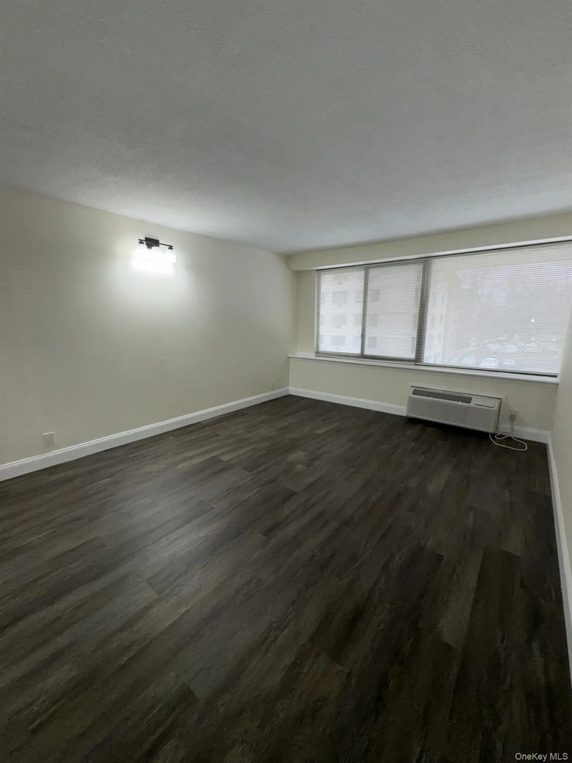 15 Stewart Place, White Plains, NY, 2 Bedrooms Bedrooms, 3 Rooms Rooms,2 BathroomsBathrooms,Residential Lease,For Rent,Stewart,0,1048575 15 Stewart Place, White Plains, NY, 2 Bedrooms Bedrooms, 3 Rooms Rooms,2 BathroomsBathrooms,Residential Lease,For Rent,Stewart,0,1048575