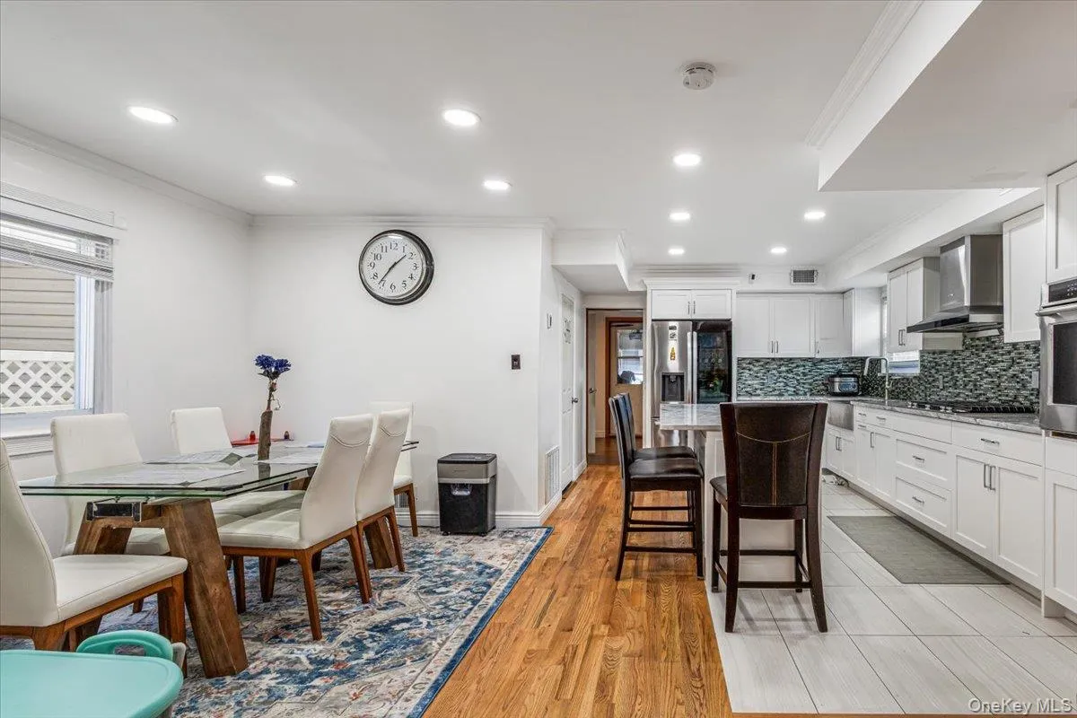 160-49 91st Street, New York, NY, 4 Bedrooms Bedrooms, 9 Rooms Rooms,3 BathroomsBathrooms,Residential,For Rent,91st,0,1048582 160-49 91st Street, New York, NY, 4 Bedrooms Bedrooms, 9 Rooms Rooms,3 BathroomsBathrooms,Residential,For Rent,91st,0,1048582