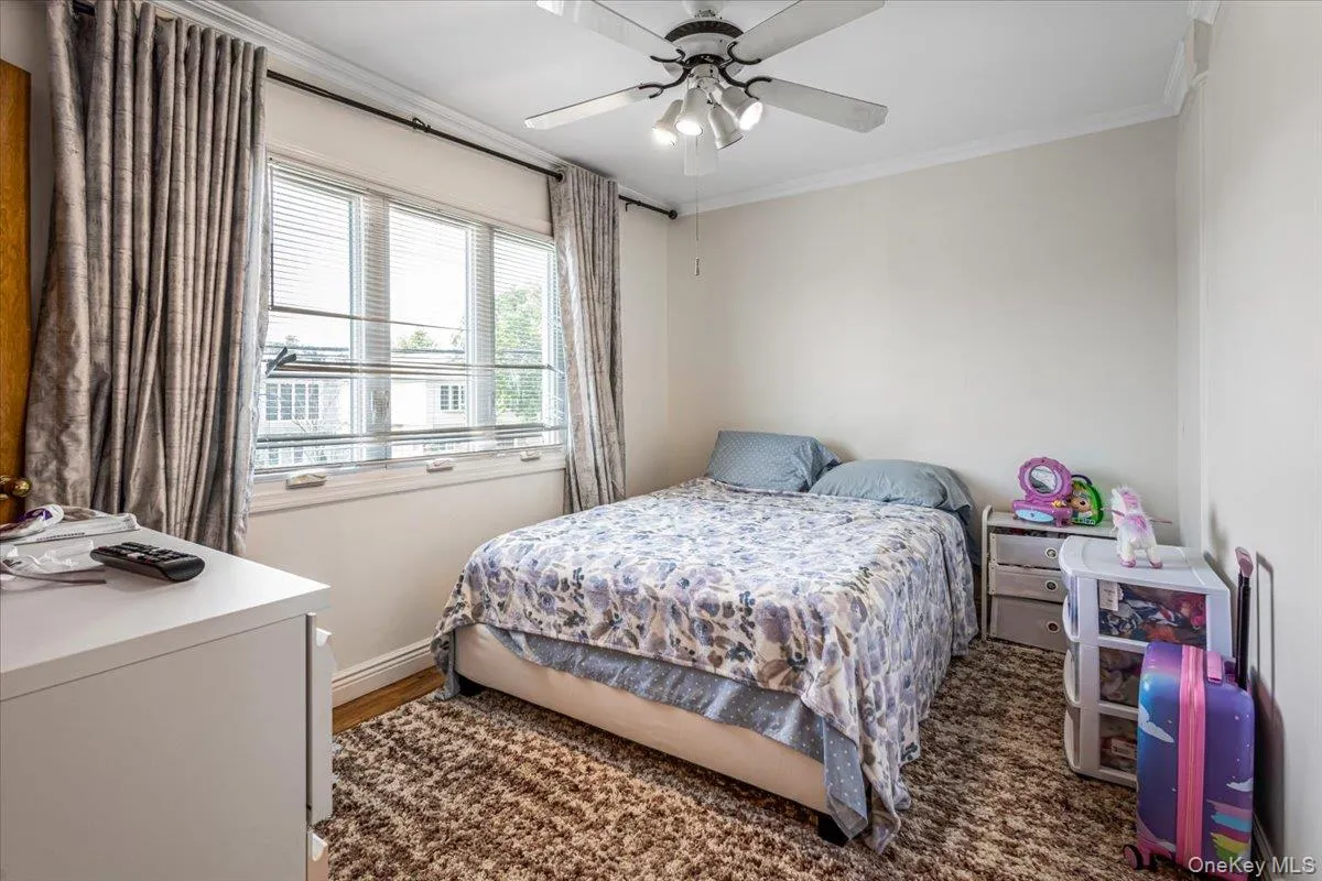 160-49 91st Street, New York, NY, 4 Bedrooms Bedrooms, 9 Rooms Rooms,3 BathroomsBathrooms,Residential,For Rent,91st,0,1048582 160-49 91st Street, New York, NY, 4 Bedrooms Bedrooms, 9 Rooms Rooms,3 BathroomsBathrooms,Residential,For Rent,91st,0,1048582