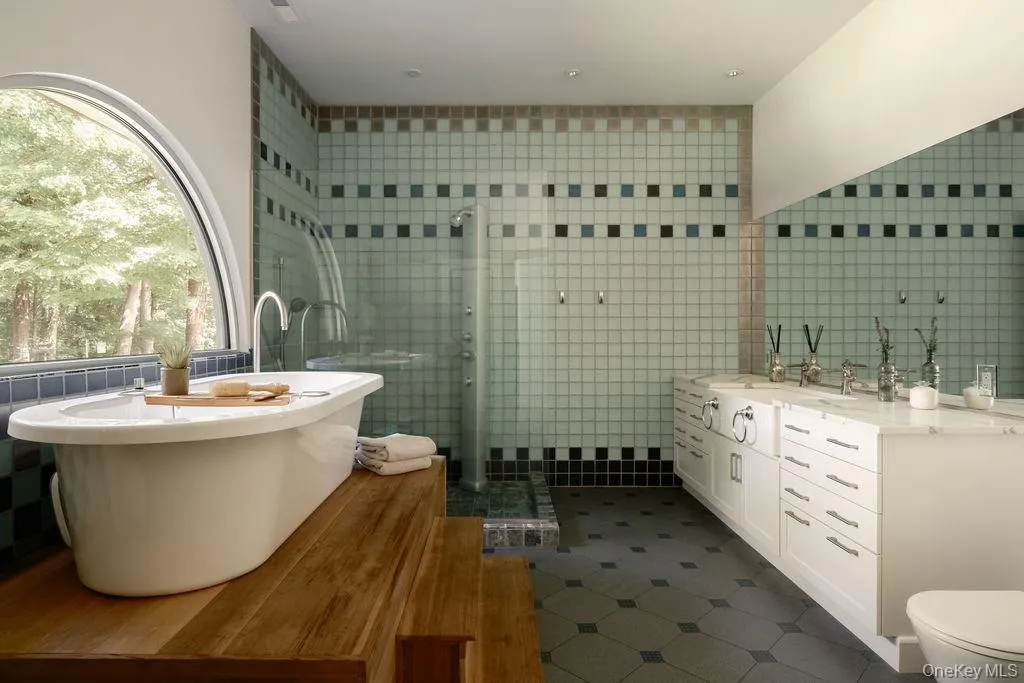 8 Sarah Court, Red Hook, NY, 4 Bedrooms Bedrooms, 9 Rooms Rooms,3 BathroomsBathrooms,Residential,For Rent,Sarah,0,1048583 8 Sarah Court, Red Hook, NY, 4 Bedrooms Bedrooms, 9 Rooms Rooms,3 BathroomsBathrooms,Residential,For Rent,Sarah,0,1048583