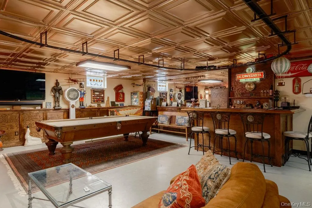 8 Sarah Court, Red Hook, NY, 4 Bedrooms Bedrooms, 9 Rooms Rooms,3 BathroomsBathrooms,Residential,For Rent,Sarah,0,1048583 8 Sarah Court, Red Hook, NY, 4 Bedrooms Bedrooms, 9 Rooms Rooms,3 BathroomsBathrooms,Residential,For Rent,Sarah,0,1048583