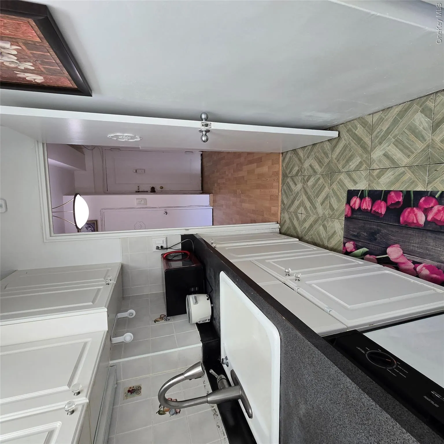 99-60 63rd Road, New York, NY, 3 Bedrooms Bedrooms, 5 Rooms Rooms,1 BathroomBathrooms,Residential,For Rent,63rd,0,1048585 99-60 63rd Road, New York, NY, 3 Bedrooms Bedrooms, 5 Rooms Rooms,1 BathroomBathrooms,Residential,For Rent,63rd,0,1048585