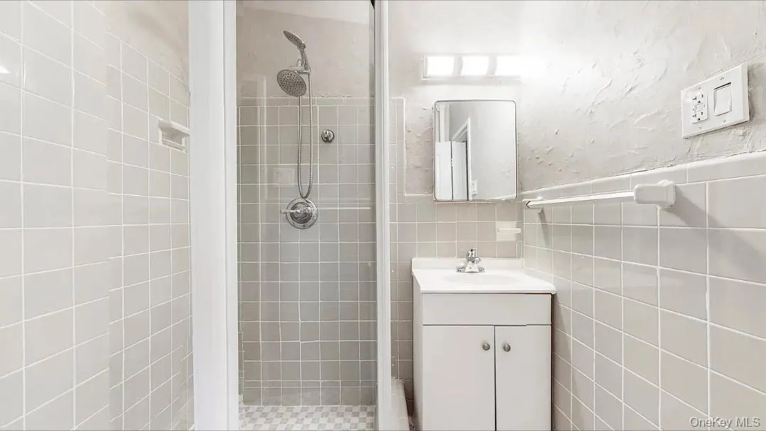 800 Grand Concourse Avenue, New York, NY, 2 Bedrooms Bedrooms, 7 Rooms Rooms,2 BathroomsBathrooms,Residential,For Rent,Grand Concourse,0,1048586 800 Grand Concourse Avenue, New York, NY, 2 Bedrooms Bedrooms, 7 Rooms Rooms,2 BathroomsBathrooms,Residential,For Rent,Grand Concourse,0,1048586