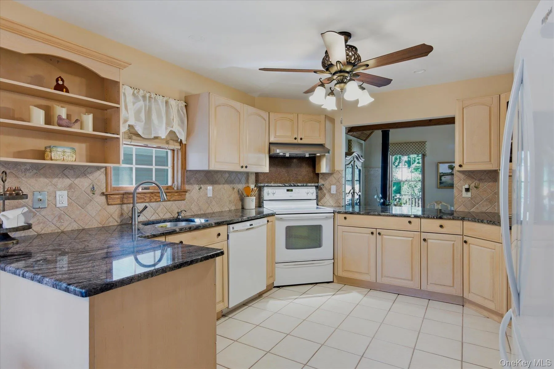 24 Sylvan Lane, Brookhaven, NY, 5 Bedrooms Bedrooms, 10 Rooms Rooms,4 BathroomsBathrooms,Residential,For Rent,Sylvan,0,1048589 24 Sylvan Lane, Brookhaven, NY, 5 Bedrooms Bedrooms, 10 Rooms Rooms,4 BathroomsBathrooms,Residential,For Rent,Sylvan,0,1048589