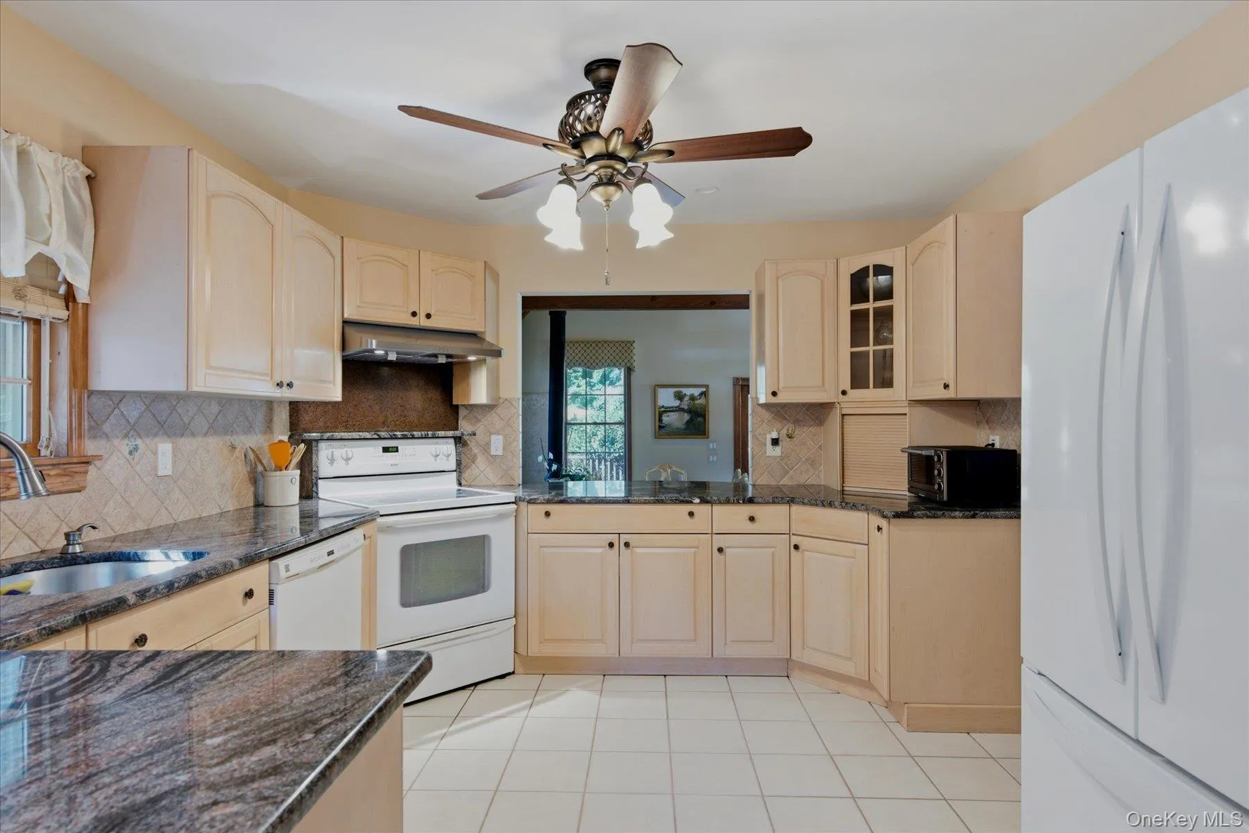 24 Sylvan Lane, Brookhaven, NY, 5 Bedrooms Bedrooms, 10 Rooms Rooms,4 BathroomsBathrooms,Residential,For Rent,Sylvan,0,1048589 24 Sylvan Lane, Brookhaven, NY, 5 Bedrooms Bedrooms, 10 Rooms Rooms,4 BathroomsBathrooms,Residential,For Rent,Sylvan,0,1048589