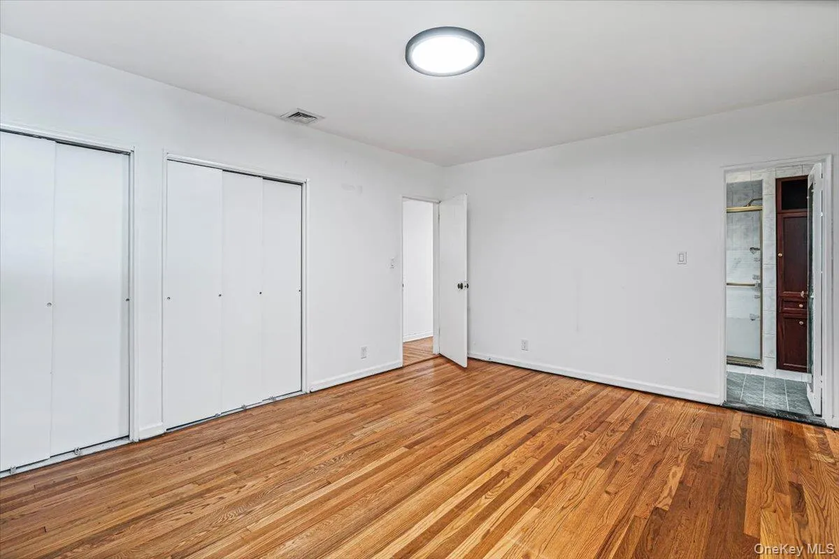 217-06 Stewart Road, New York, NY, 3 Bedrooms Bedrooms, 9 Rooms Rooms,2 BathroomsBathrooms,Residential,For Rent,Stewart,0,1048593 217-06 Stewart Road, New York, NY, 3 Bedrooms Bedrooms, 9 Rooms Rooms,2 BathroomsBathrooms,Residential,For Rent,Stewart,0,1048593