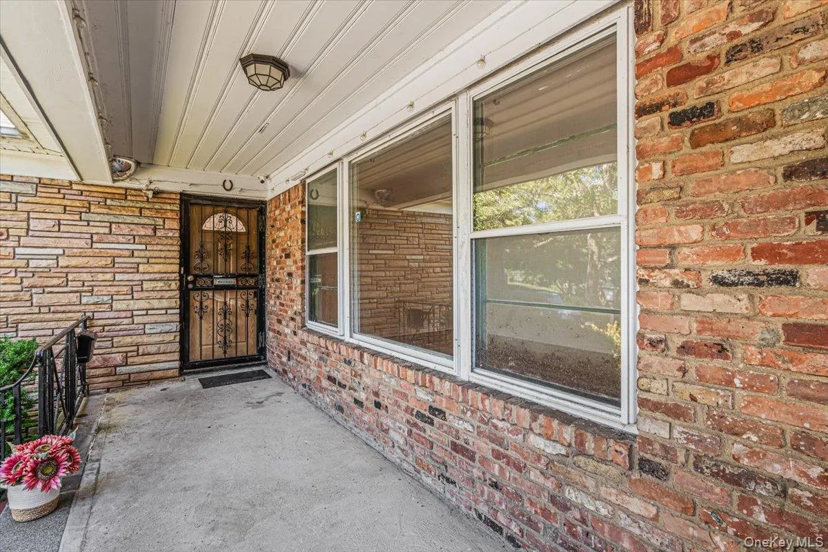 217-06 Stewart Road, New York, NY, 3 Bedrooms Bedrooms, 9 Rooms Rooms,2 BathroomsBathrooms,Residential,For Rent,Stewart,0,1048593 217-06 Stewart Road, New York, NY, 3 Bedrooms Bedrooms, 9 Rooms Rooms,2 BathroomsBathrooms,Residential,For Rent,Stewart,0,1048593