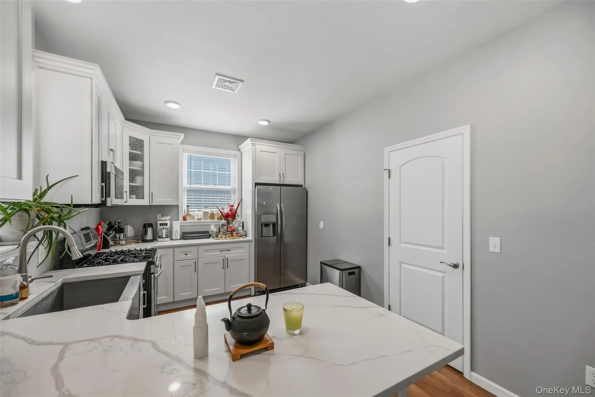214 Prospect Street, Newburgh (city), NY, 3 Bedrooms Bedrooms, 8 Rooms Rooms,1 BathroomBathrooms,Residential,For Rent,Prospect,0,1048594 214 Prospect Street, Newburgh (city), NY, 3 Bedrooms Bedrooms, 8 Rooms Rooms,1 BathroomBathrooms,Residential,For Rent,Prospect,0,1048594