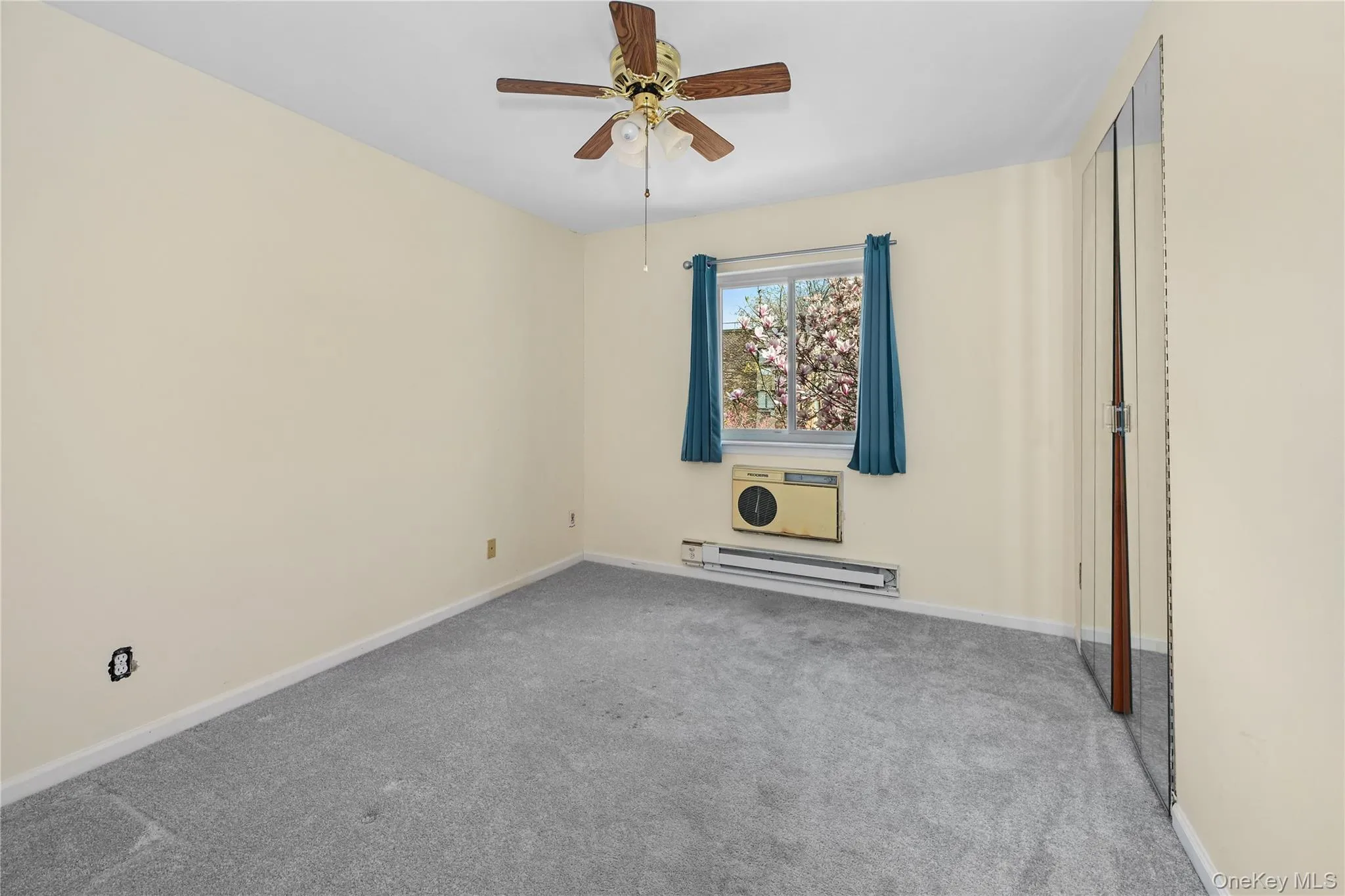 115 Dehaven Drive, Yonkers, NY, 3 Bedrooms Bedrooms, 6 Rooms Rooms,2 BathroomsBathrooms,Residential,For Rent,Dehaven,0,1048596 115 Dehaven Drive, Yonkers, NY, 3 Bedrooms Bedrooms, 6 Rooms Rooms,2 BathroomsBathrooms,Residential,For Rent,Dehaven,0,1048596