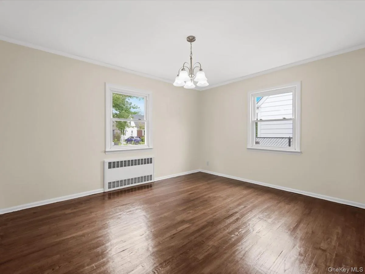 79-53 267th Street, New York, NY, 4 Bedrooms Bedrooms, 8 Rooms Rooms,1 BathroomBathrooms,Residential,For Rent,267th,0,1048598 79-53 267th Street, New York, NY, 4 Bedrooms Bedrooms, 8 Rooms Rooms,1 BathroomBathrooms,Residential,For Rent,267th,0,1048598