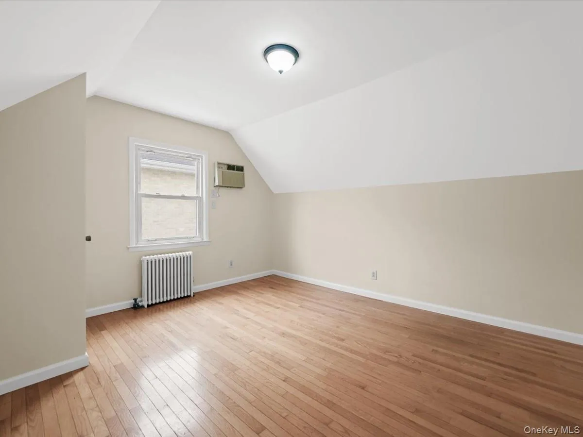 79-53 267th Street, New York, NY, 4 Bedrooms Bedrooms, 8 Rooms Rooms,1 BathroomBathrooms,Residential,For Rent,267th,0,1048598 79-53 267th Street, New York, NY, 4 Bedrooms Bedrooms, 8 Rooms Rooms,1 BathroomBathrooms,Residential,For Rent,267th,0,1048598