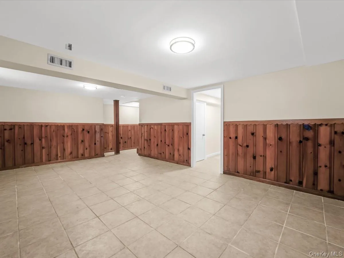 79-53 267th Street, New York, NY, 4 Bedrooms Bedrooms, 8 Rooms Rooms,1 BathroomBathrooms,Residential,For Rent,267th,0,1048598 79-53 267th Street, New York, NY, 4 Bedrooms Bedrooms, 8 Rooms Rooms,1 BathroomBathrooms,Residential,For Rent,267th,0,1048598