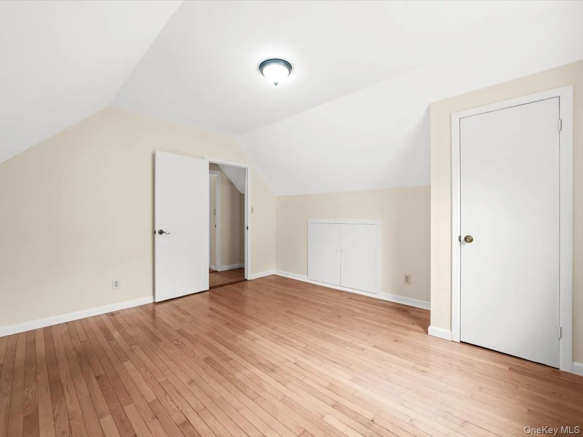 79-53 267th Street, New York, NY, 4 Bedrooms Bedrooms, 8 Rooms Rooms,1 BathroomBathrooms,Residential,For Rent,267th,0,1048598 79-53 267th Street, New York, NY, 4 Bedrooms Bedrooms, 8 Rooms Rooms,1 BathroomBathrooms,Residential,For Rent,267th,0,1048598