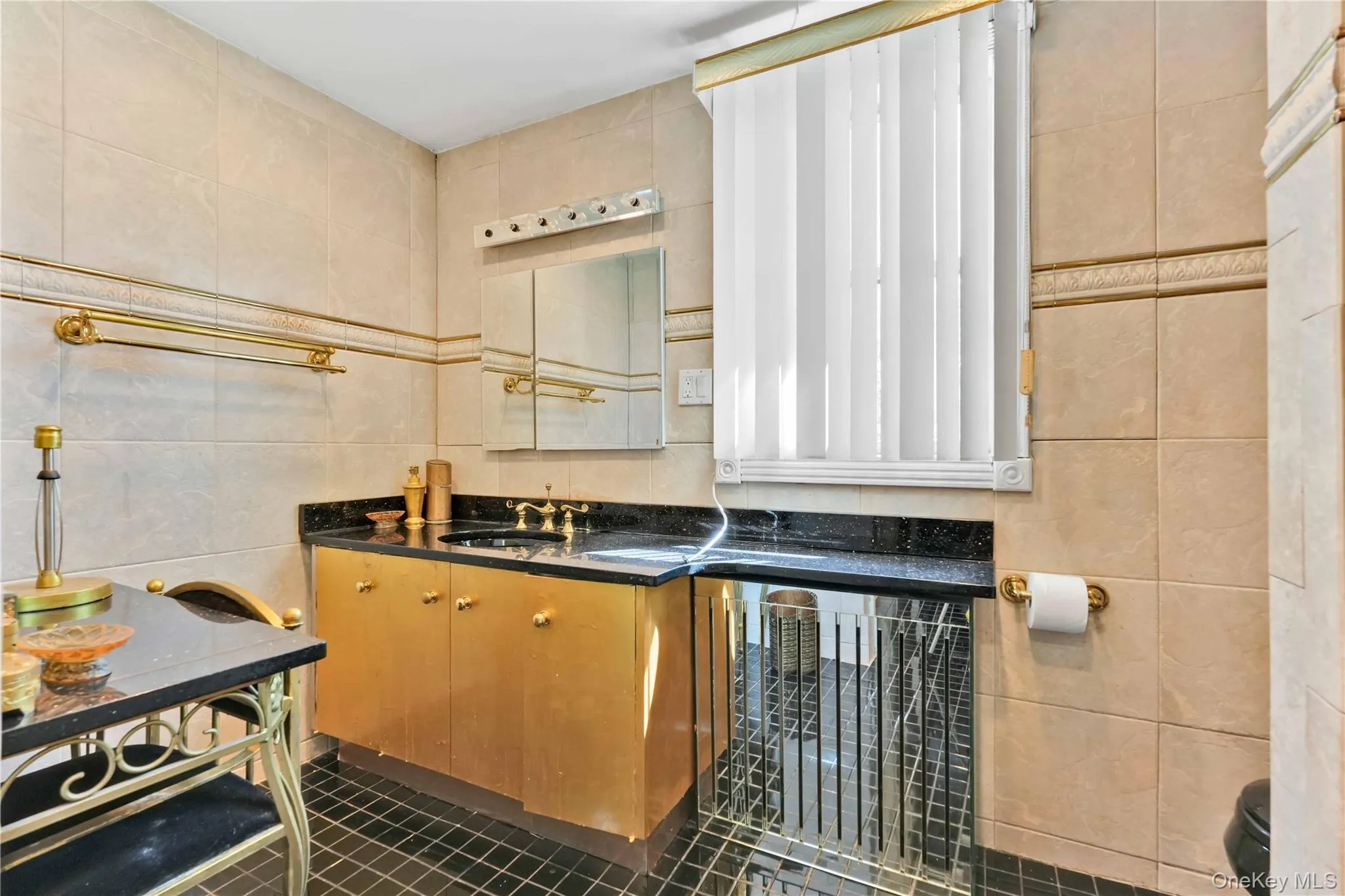 130-01 227th Street, New York, NY, 3 Bedrooms Bedrooms, 7 Rooms Rooms,1 BathroomBathrooms,Residential,For Rent,227th,0,1048599 130-01 227th Street, New York, NY, 3 Bedrooms Bedrooms, 7 Rooms Rooms,1 BathroomBathrooms,Residential,For Rent,227th,0,1048599