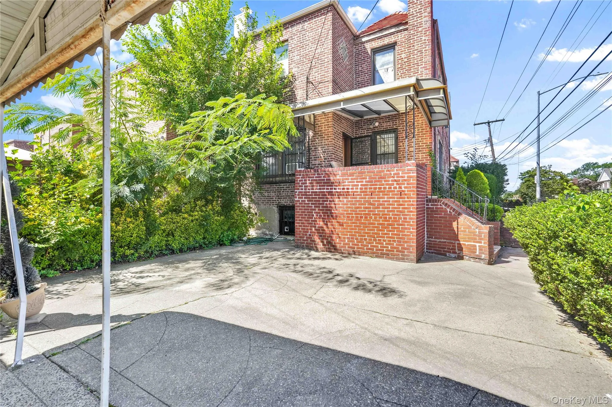 130-01 227th Street, New York, NY, 3 Bedrooms Bedrooms, 7 Rooms Rooms,1 BathroomBathrooms,Residential,For Rent,227th,0,1048599 130-01 227th Street, New York, NY, 3 Bedrooms Bedrooms, 7 Rooms Rooms,1 BathroomBathrooms,Residential,For Rent,227th,0,1048599