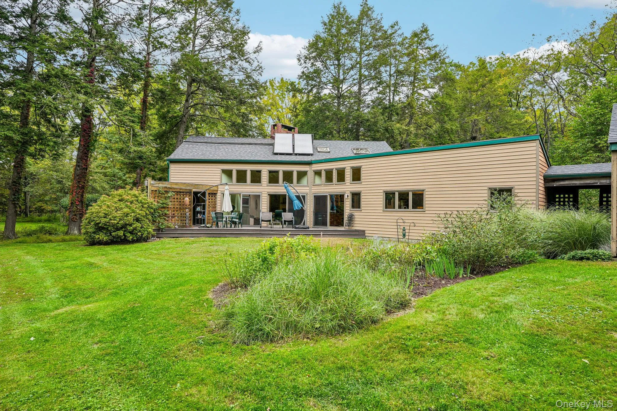 65 Colonial Avenue, Warwick (town), NY, 3 Bedrooms Bedrooms, 8 Rooms Rooms,2 BathroomsBathrooms,Residential,For Rent,Colonial,0,1048604 65 Colonial Avenue, Warwick (town), NY, 3 Bedrooms Bedrooms, 8 Rooms Rooms,2 BathroomsBathrooms,Residential,For Rent,Colonial,0,1048604
