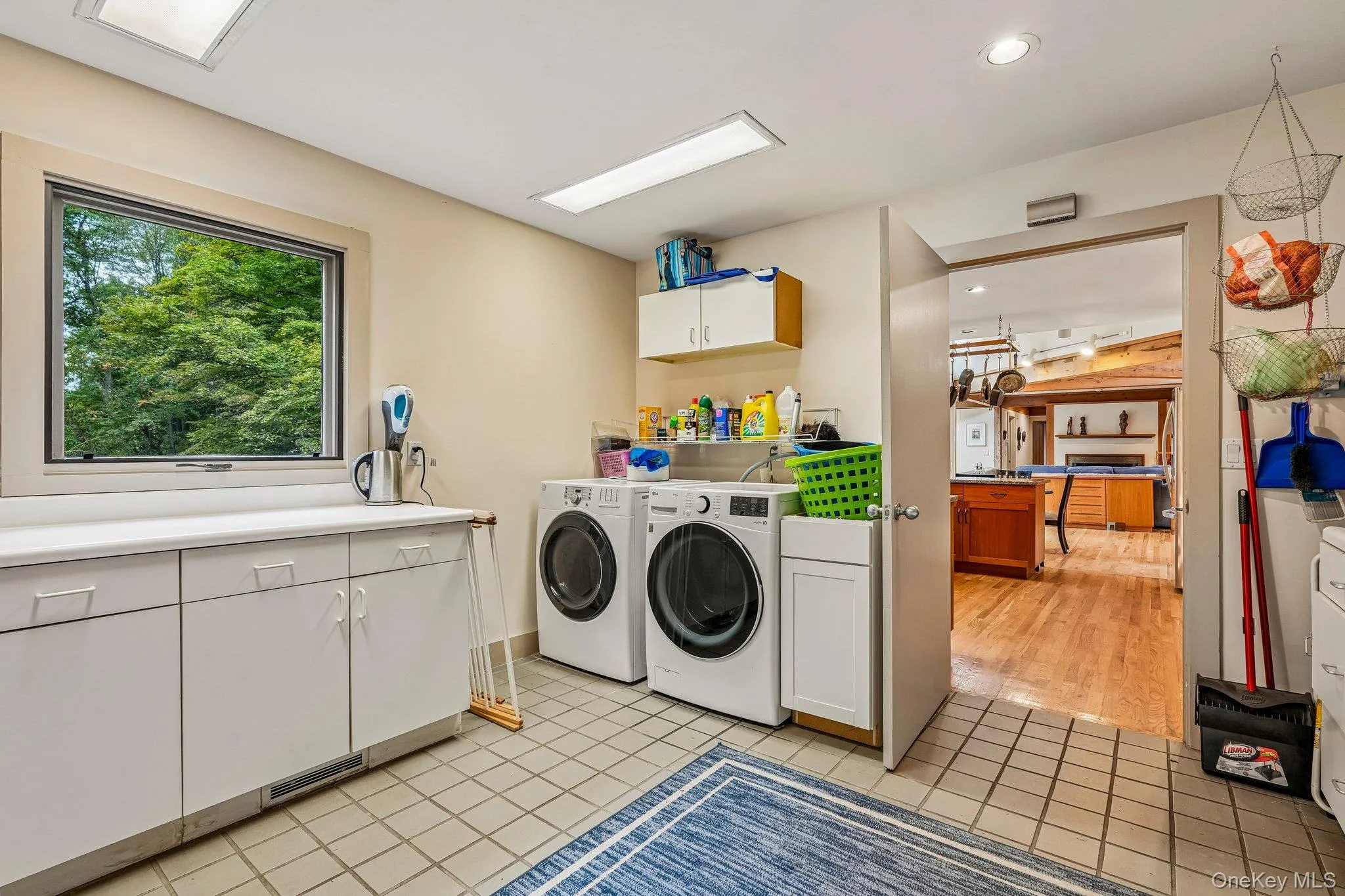 65 Colonial Avenue, Warwick (town), NY, 3 Bedrooms Bedrooms, 8 Rooms Rooms,2 BathroomsBathrooms,Residential,For Rent,Colonial,0,1048604 65 Colonial Avenue, Warwick (town), NY, 3 Bedrooms Bedrooms, 8 Rooms Rooms,2 BathroomsBathrooms,Residential,For Rent,Colonial,0,1048604