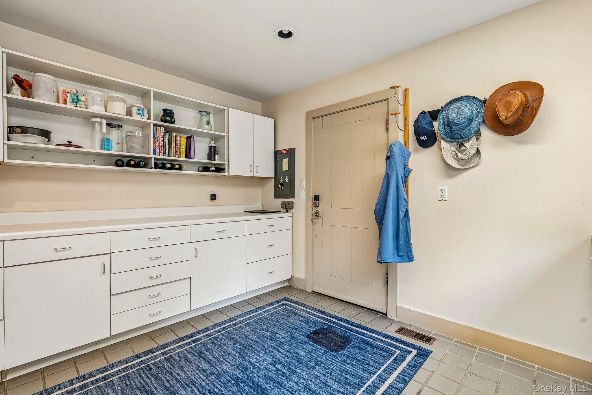 65 Colonial Avenue, Warwick (town), NY, 3 Bedrooms Bedrooms, 8 Rooms Rooms,2 BathroomsBathrooms,Residential,For Rent,Colonial,0,1048604 65 Colonial Avenue, Warwick (town), NY, 3 Bedrooms Bedrooms, 8 Rooms Rooms,2 BathroomsBathrooms,Residential,For Rent,Colonial,0,1048604