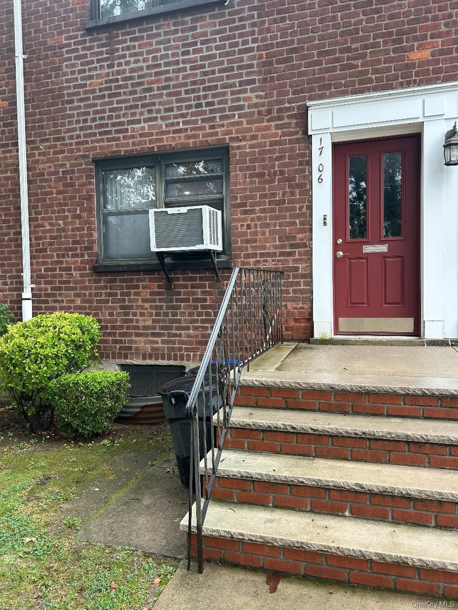 17-06 201st Street, New York, NY, 3 Bedrooms Bedrooms, 7 Rooms Rooms,1 BathroomBathrooms,Residential,For Rent,201st,0,1048608 17-06 201st Street, New York, NY, 3 Bedrooms Bedrooms, 7 Rooms Rooms,1 BathroomBathrooms,Residential,For Rent,201st,0,1048608