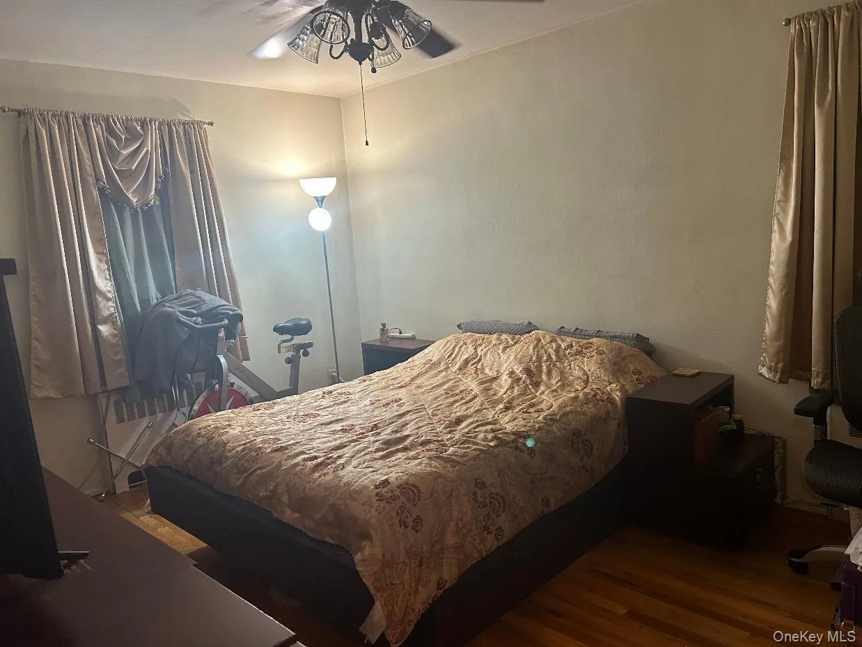 17-06 201st Street, New York, NY, 3 Bedrooms Bedrooms, 7 Rooms Rooms,1 BathroomBathrooms,Residential,For Rent,201st,0,1048608 17-06 201st Street, New York, NY, 3 Bedrooms Bedrooms, 7 Rooms Rooms,1 BathroomBathrooms,Residential,For Rent,201st,0,1048608
