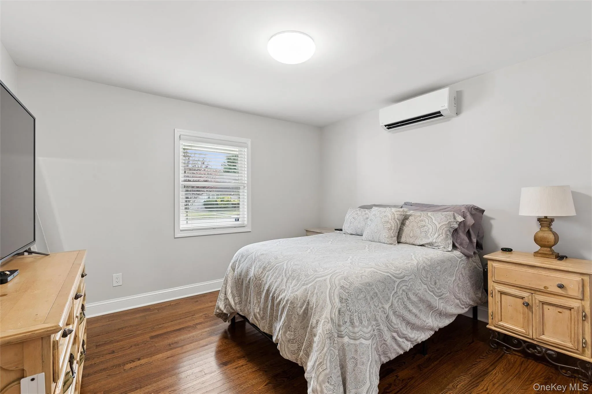 24 Essen Place, Oyster Bay, NY, 4 Bedrooms Bedrooms, 7 Rooms Rooms,2 BathroomsBathrooms,Residential,For Rent,Essen,0,1048613 24 Essen Place, Oyster Bay, NY, 4 Bedrooms Bedrooms, 7 Rooms Rooms,2 BathroomsBathrooms,Residential,For Rent,Essen,0,1048613