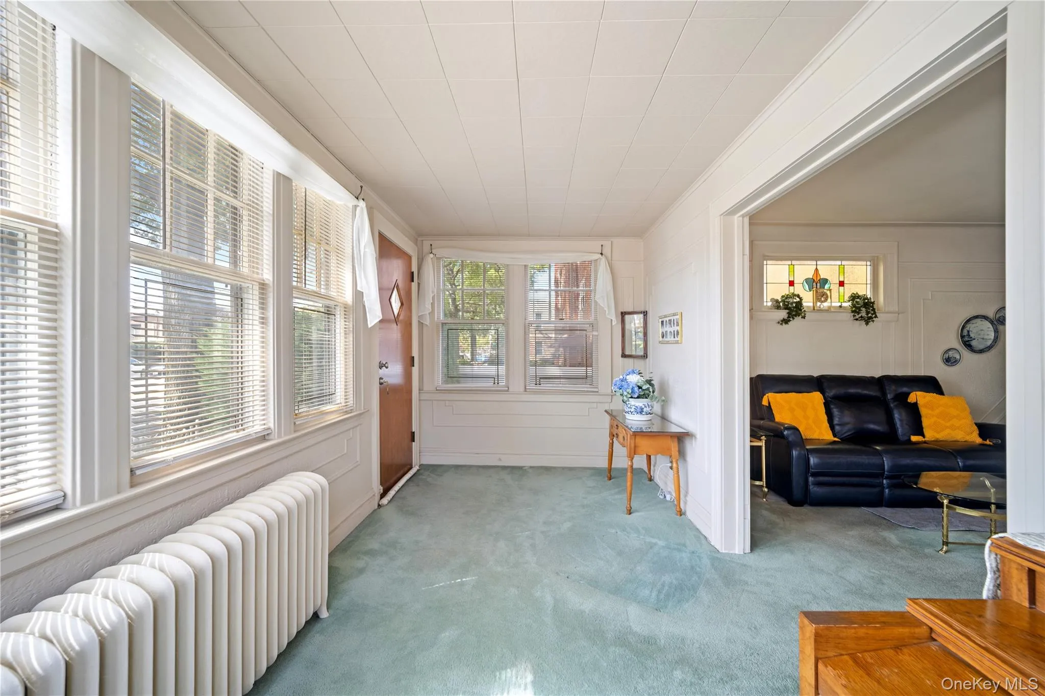 6045 69th Street, New York, NY, 3 Bedrooms Bedrooms, 7 Rooms Rooms,1 BathroomBathrooms,Residential,For Rent,69th,0,1048614 6045 69th Street, New York, NY, 3 Bedrooms Bedrooms, 7 Rooms Rooms,1 BathroomBathrooms,Residential,For Rent,69th,0,1048614