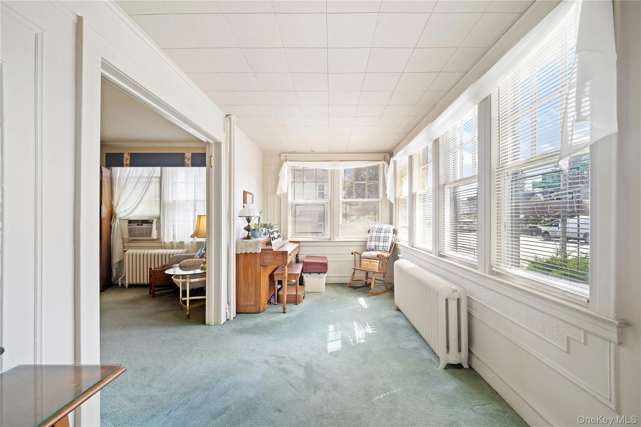 6045 69th Street, New York, NY, 3 Bedrooms Bedrooms, 7 Rooms Rooms,1 BathroomBathrooms,Residential,For Rent,69th,0,1048614 6045 69th Street, New York, NY, 3 Bedrooms Bedrooms, 7 Rooms Rooms,1 BathroomBathrooms,Residential,For Rent,69th,0,1048614