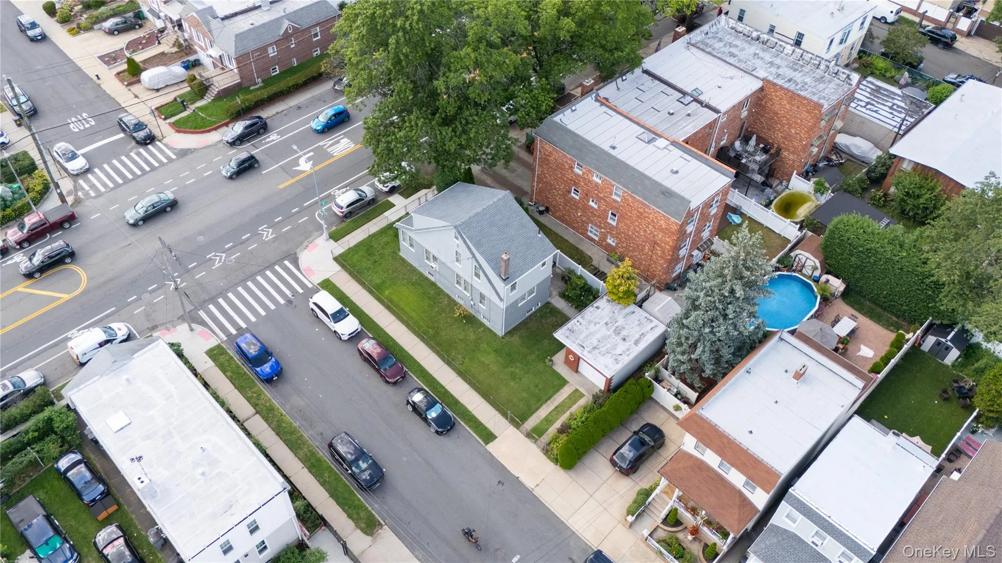 6045 69th Street, New York, NY, 3 Bedrooms Bedrooms, 7 Rooms Rooms,1 BathroomBathrooms,Residential,For Rent,69th,0,1048614 6045 69th Street, New York, NY, 3 Bedrooms Bedrooms, 7 Rooms Rooms,1 BathroomBathrooms,Residential,For Rent,69th,0,1048614