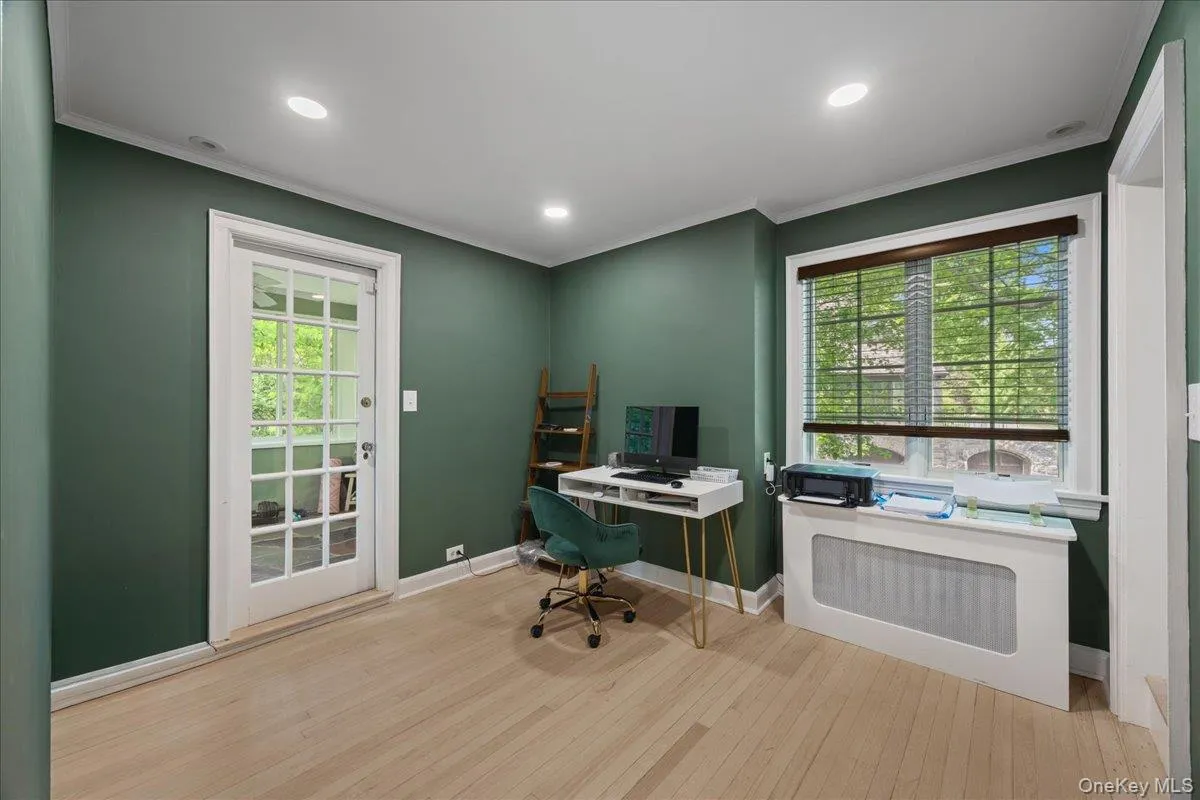 311 Lyncroft Road, New Rochelle, NY, 5 Bedrooms Bedrooms, 7 Rooms Rooms,3 BathroomsBathrooms,Residential,For Rent,Lyncroft,0,1048619 311 Lyncroft Road, New Rochelle, NY, 5 Bedrooms Bedrooms, 7 Rooms Rooms,3 BathroomsBathrooms,Residential,For Rent,Lyncroft,0,1048619