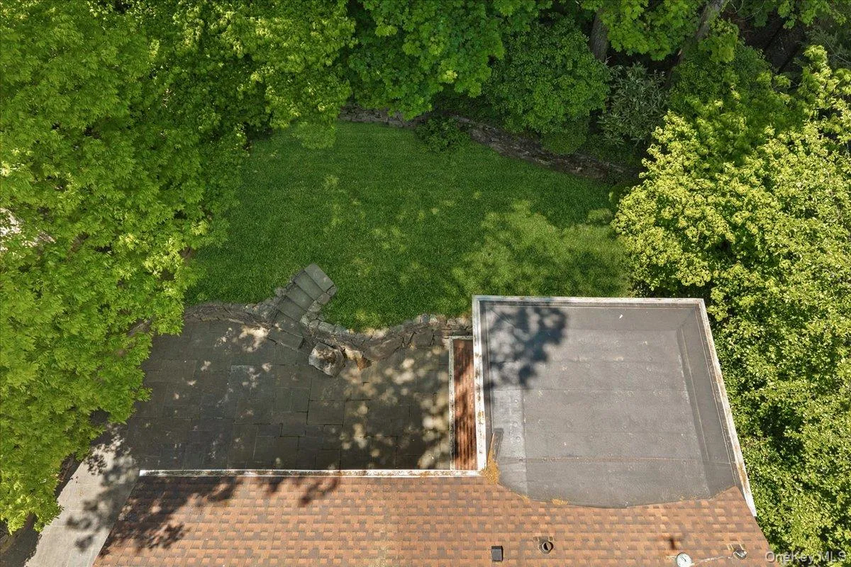 311 Lyncroft Road, New Rochelle, NY, 5 Bedrooms Bedrooms, 7 Rooms Rooms,3 BathroomsBathrooms,Residential,For Rent,Lyncroft,0,1048619 311 Lyncroft Road, New Rochelle, NY, 5 Bedrooms Bedrooms, 7 Rooms Rooms,3 BathroomsBathrooms,Residential,For Rent,Lyncroft,0,1048619