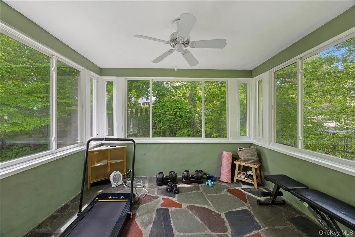 311 Lyncroft Road, New Rochelle, NY, 5 Bedrooms Bedrooms, 7 Rooms Rooms,3 BathroomsBathrooms,Residential,For Rent,Lyncroft,0,1048619 311 Lyncroft Road, New Rochelle, NY, 5 Bedrooms Bedrooms, 7 Rooms Rooms,3 BathroomsBathrooms,Residential,For Rent,Lyncroft,0,1048619