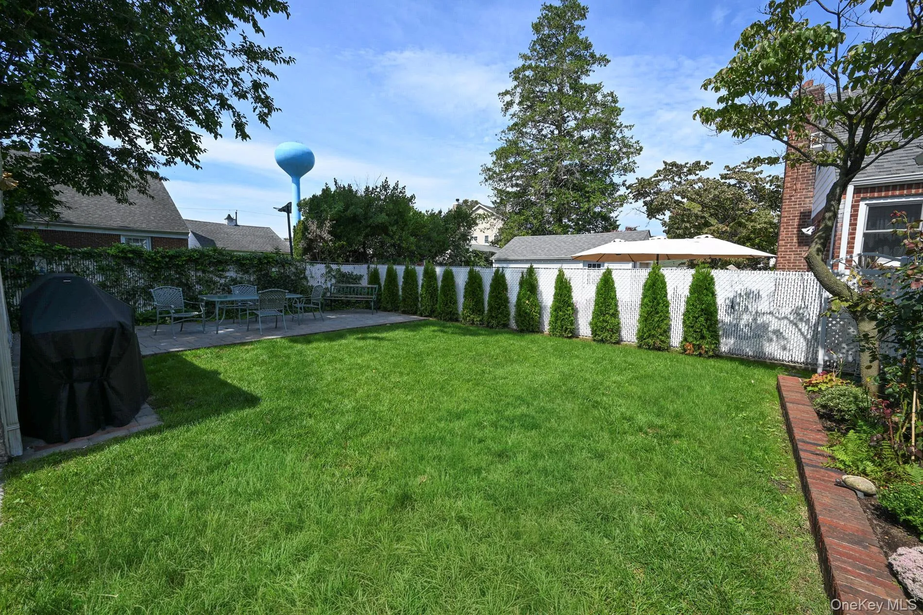 117 Euston Road, Hempstead, NY, 4 Bedrooms Bedrooms, 8 Rooms Rooms,1 BathroomBathrooms,Residential,For Rent,Euston,0,1048622 117 Euston Road, Hempstead, NY, 4 Bedrooms Bedrooms, 8 Rooms Rooms,1 BathroomBathrooms,Residential,For Rent,Euston,0,1048622