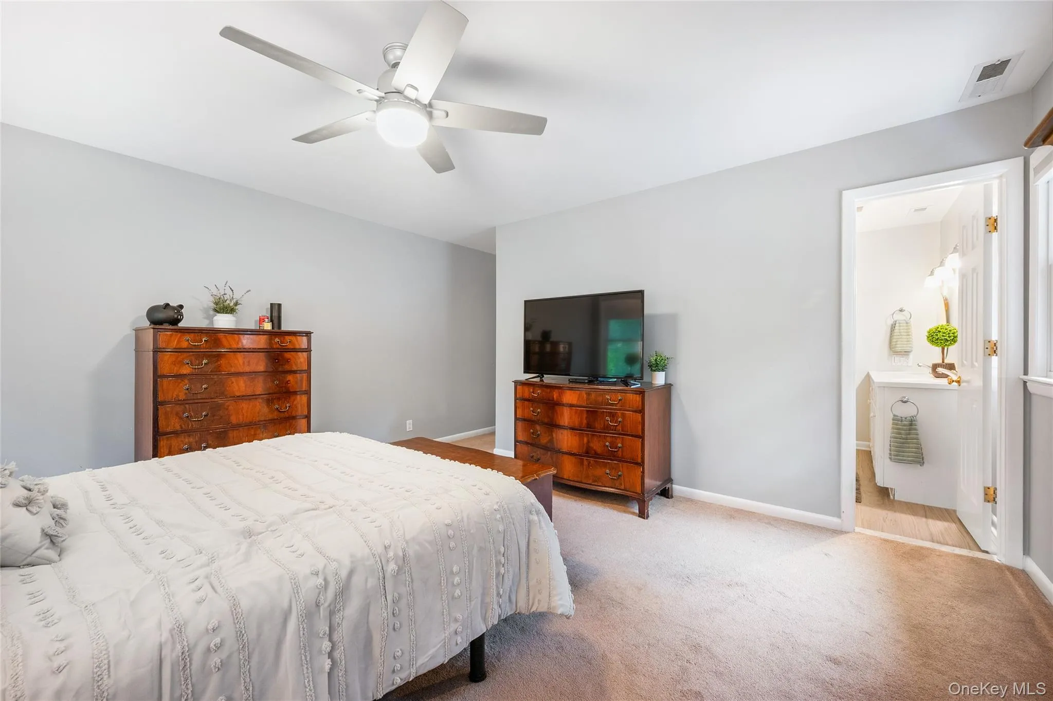 15 Garlen Road, Bedford, NY, 3 Bedrooms Bedrooms, 6 Rooms Rooms,2 BathroomsBathrooms,Residential,For Rent,Garlen,0,1048635 15 Garlen Road, Bedford, NY, 3 Bedrooms Bedrooms, 6 Rooms Rooms,2 BathroomsBathrooms,Residential,For Rent,Garlen,0,1048635