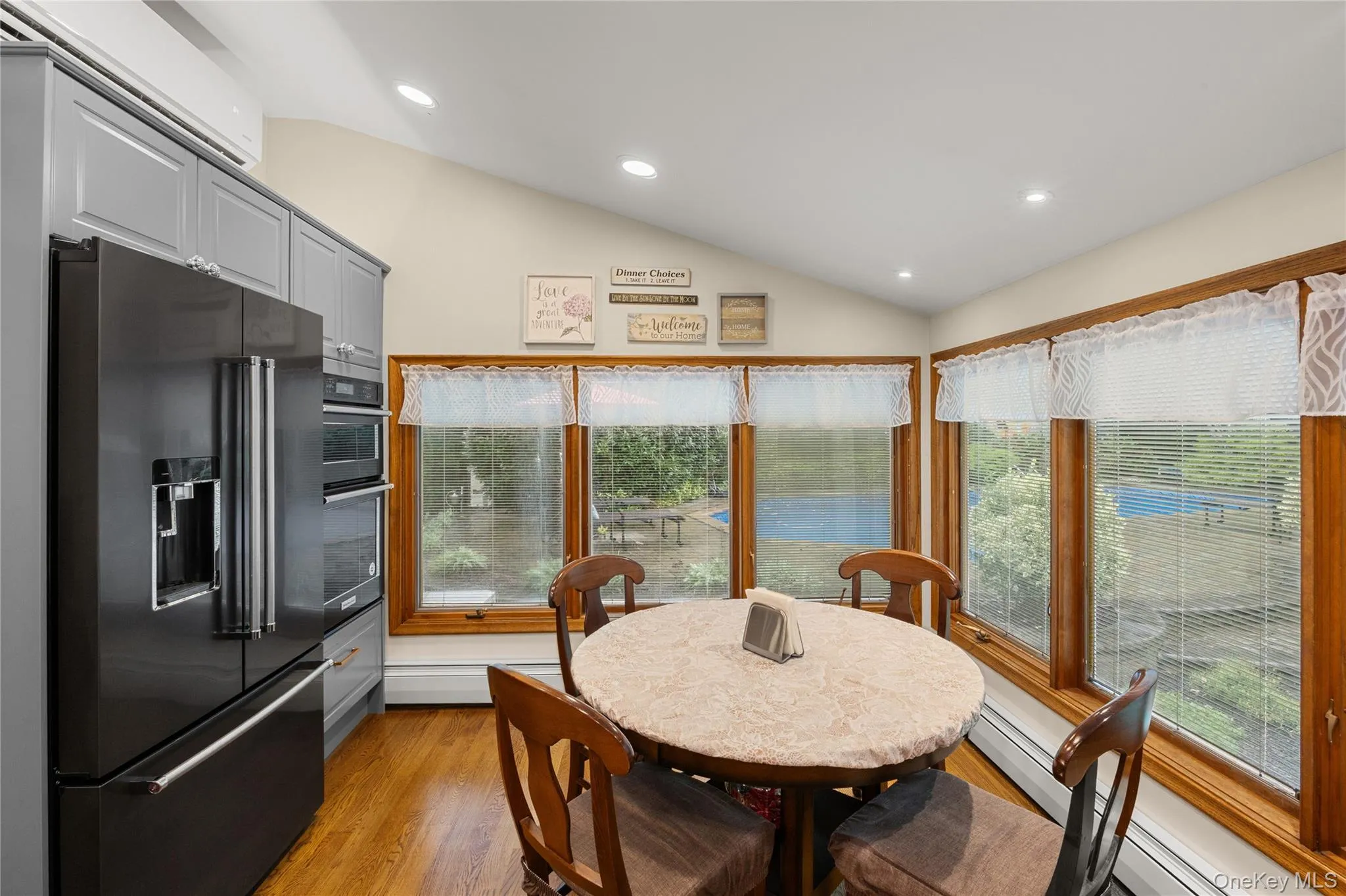 138 Main Avenue, Brookhaven, NY, 4 Bedrooms Bedrooms, 11 Rooms Rooms,2 BathroomsBathrooms,Residential,For Rent,Main,0,1048636 138 Main Avenue, Brookhaven, NY, 4 Bedrooms Bedrooms, 11 Rooms Rooms,2 BathroomsBathrooms,Residential,For Rent,Main,0,1048636