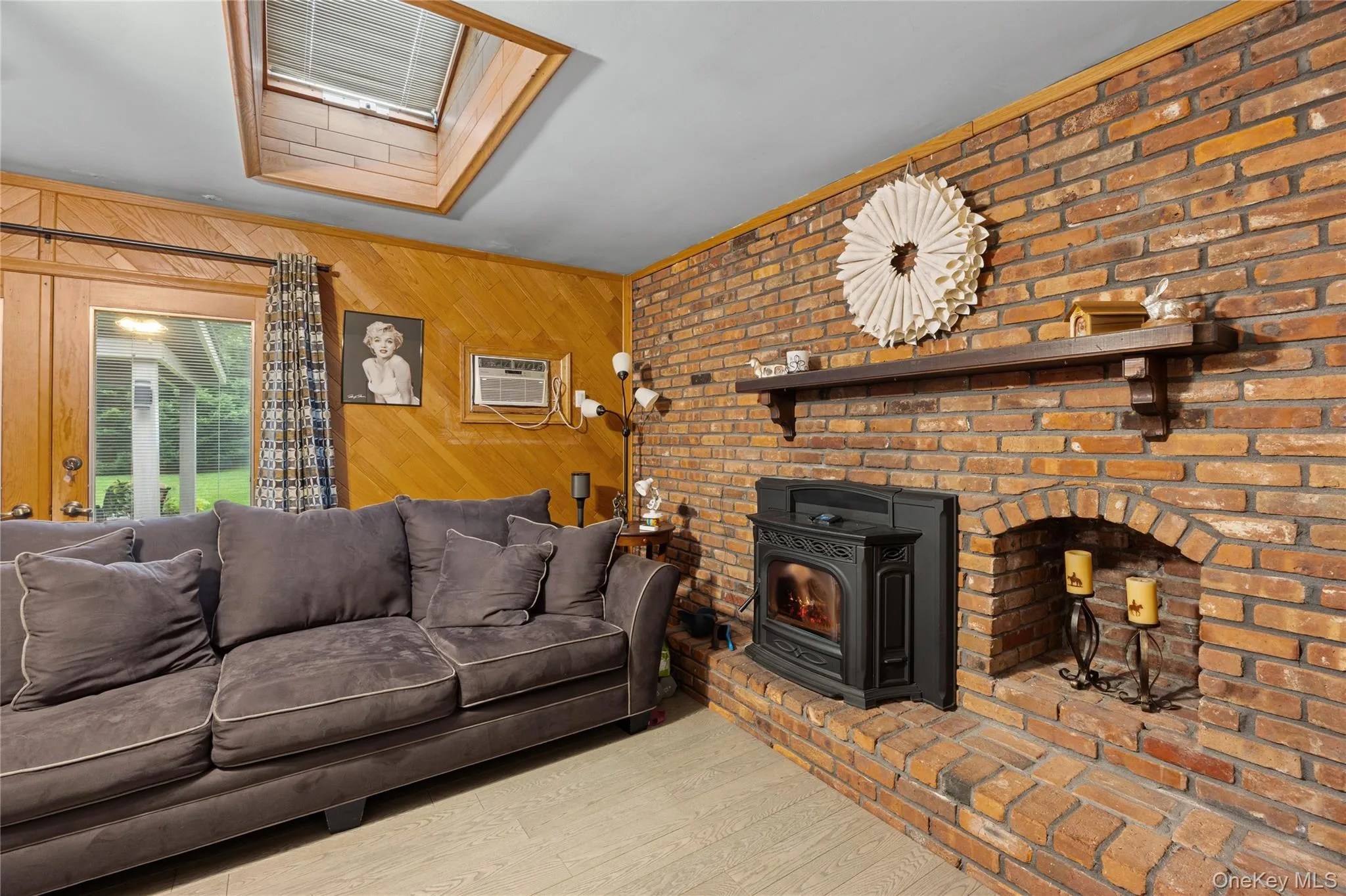 138 Main Avenue, Brookhaven, NY, 4 Bedrooms Bedrooms, 11 Rooms Rooms,2 BathroomsBathrooms,Residential,For Rent,Main,0,1048636 138 Main Avenue, Brookhaven, NY, 4 Bedrooms Bedrooms, 11 Rooms Rooms,2 BathroomsBathrooms,Residential,For Rent,Main,0,1048636